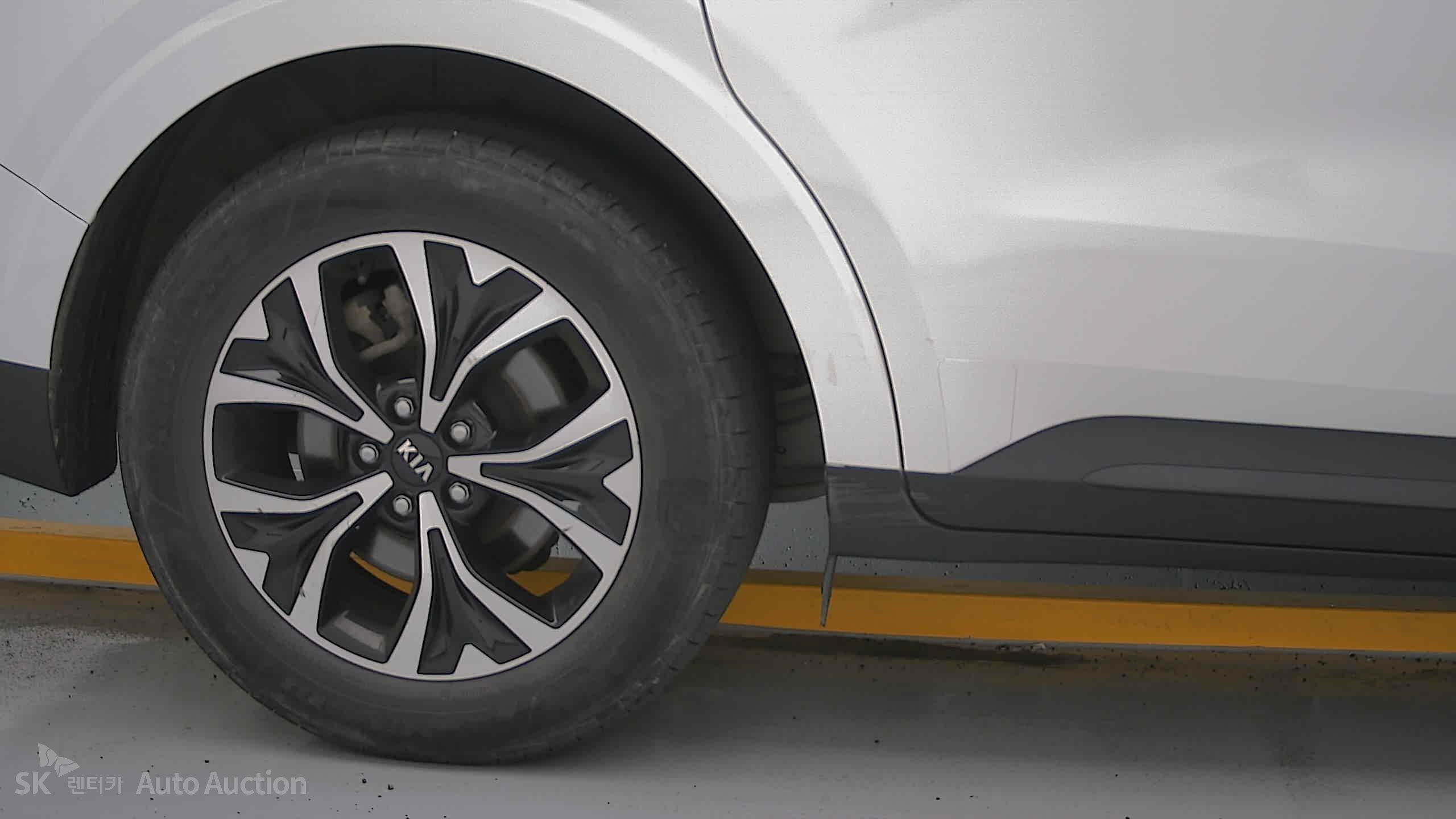 2021 - kia carnival