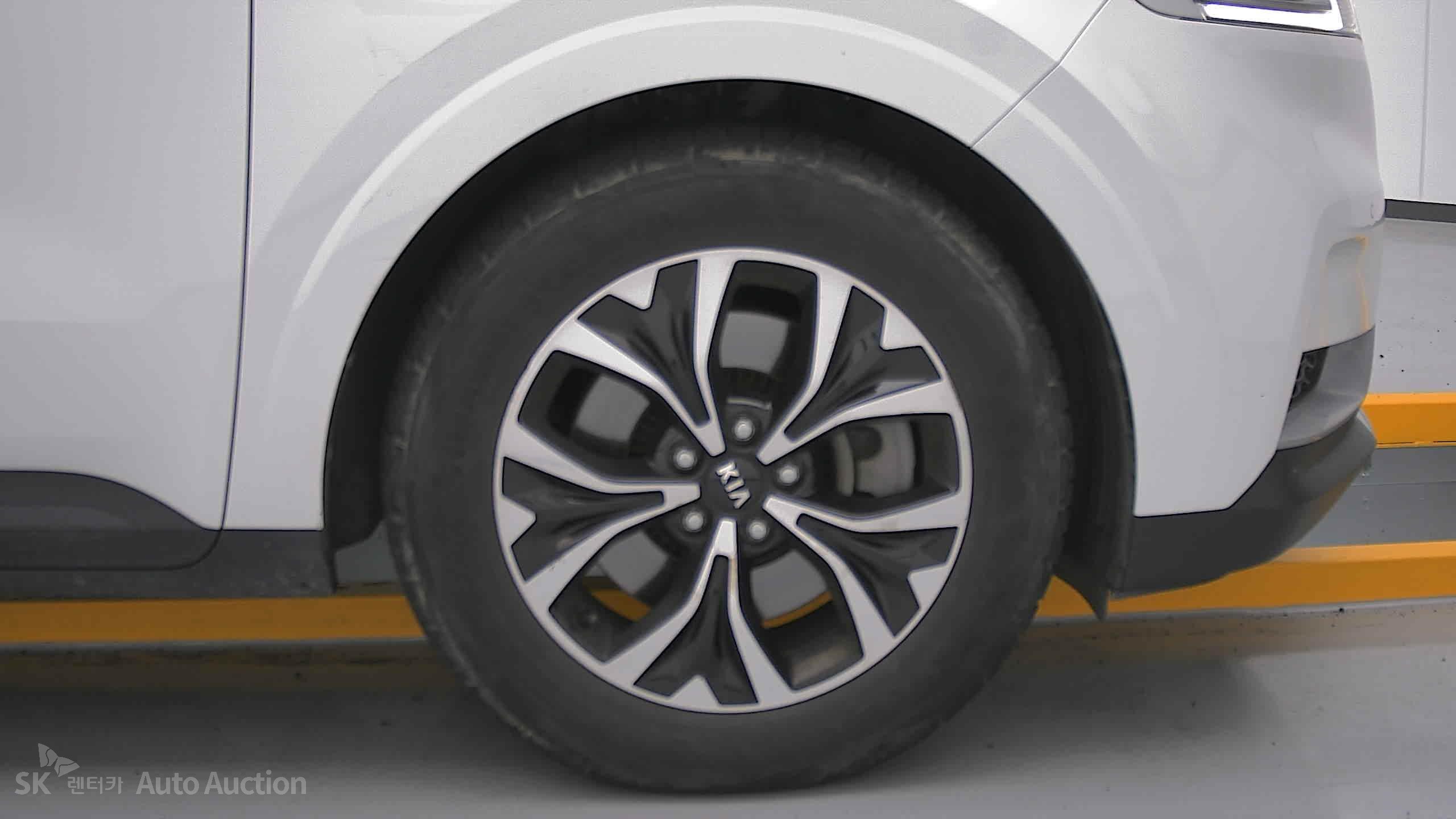 2021 - kia carnival