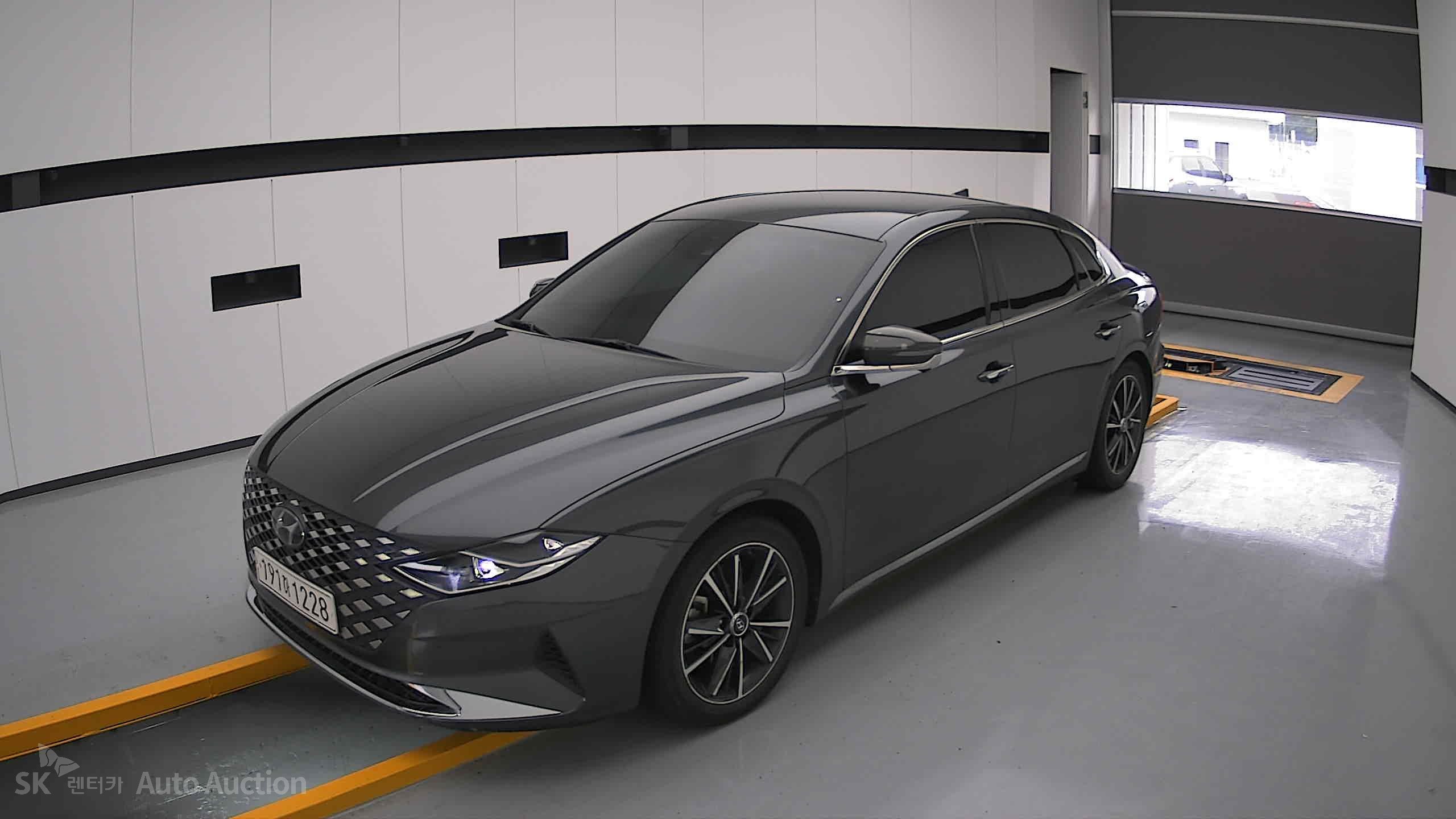 2022 - hyundai grandeur