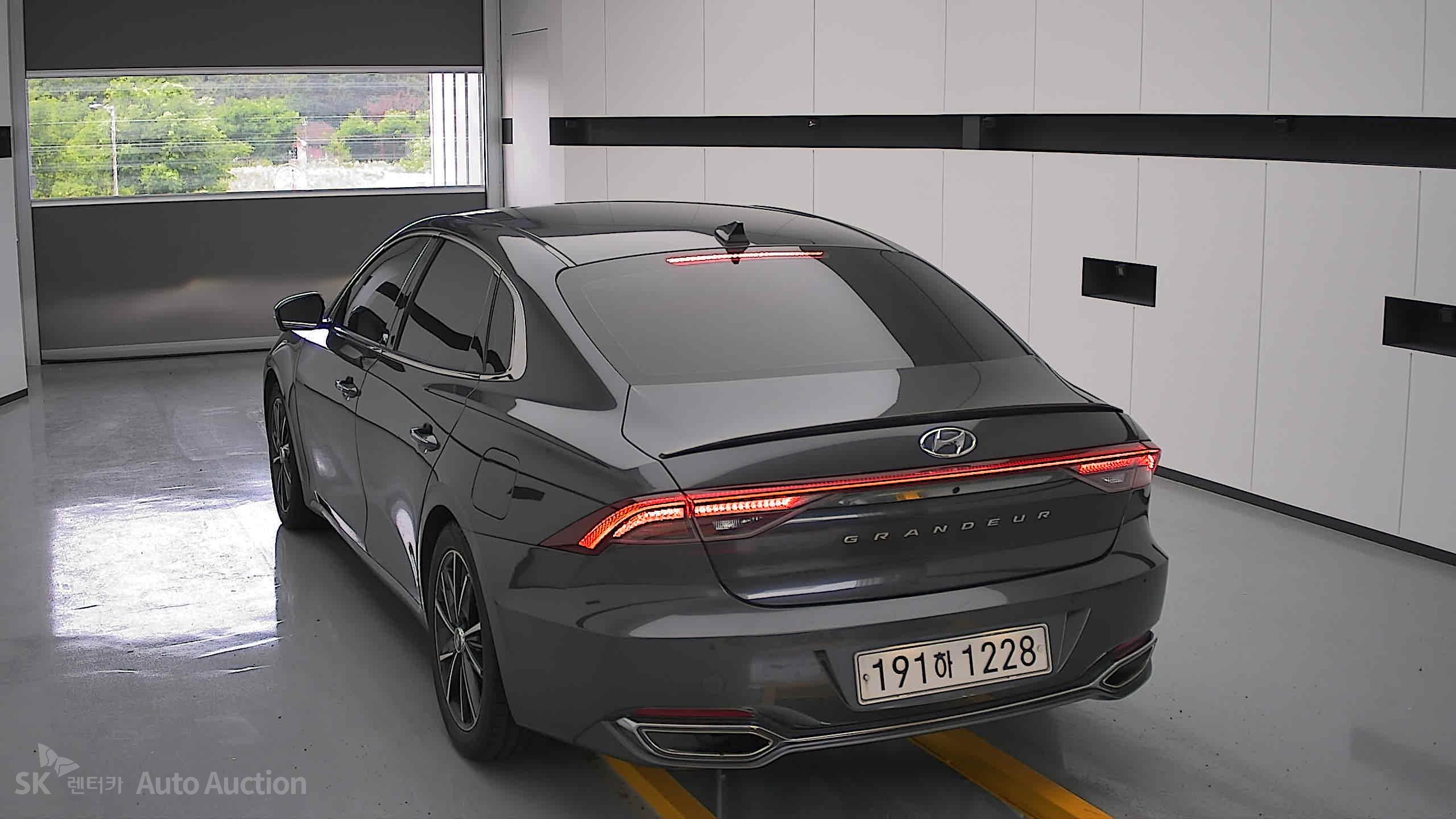 2022 - hyundai grandeur