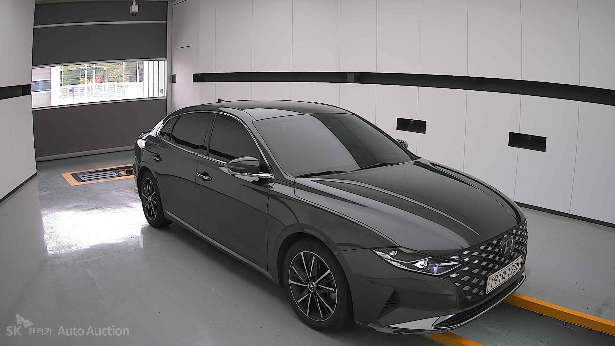 2022 - hyundai grandeur
