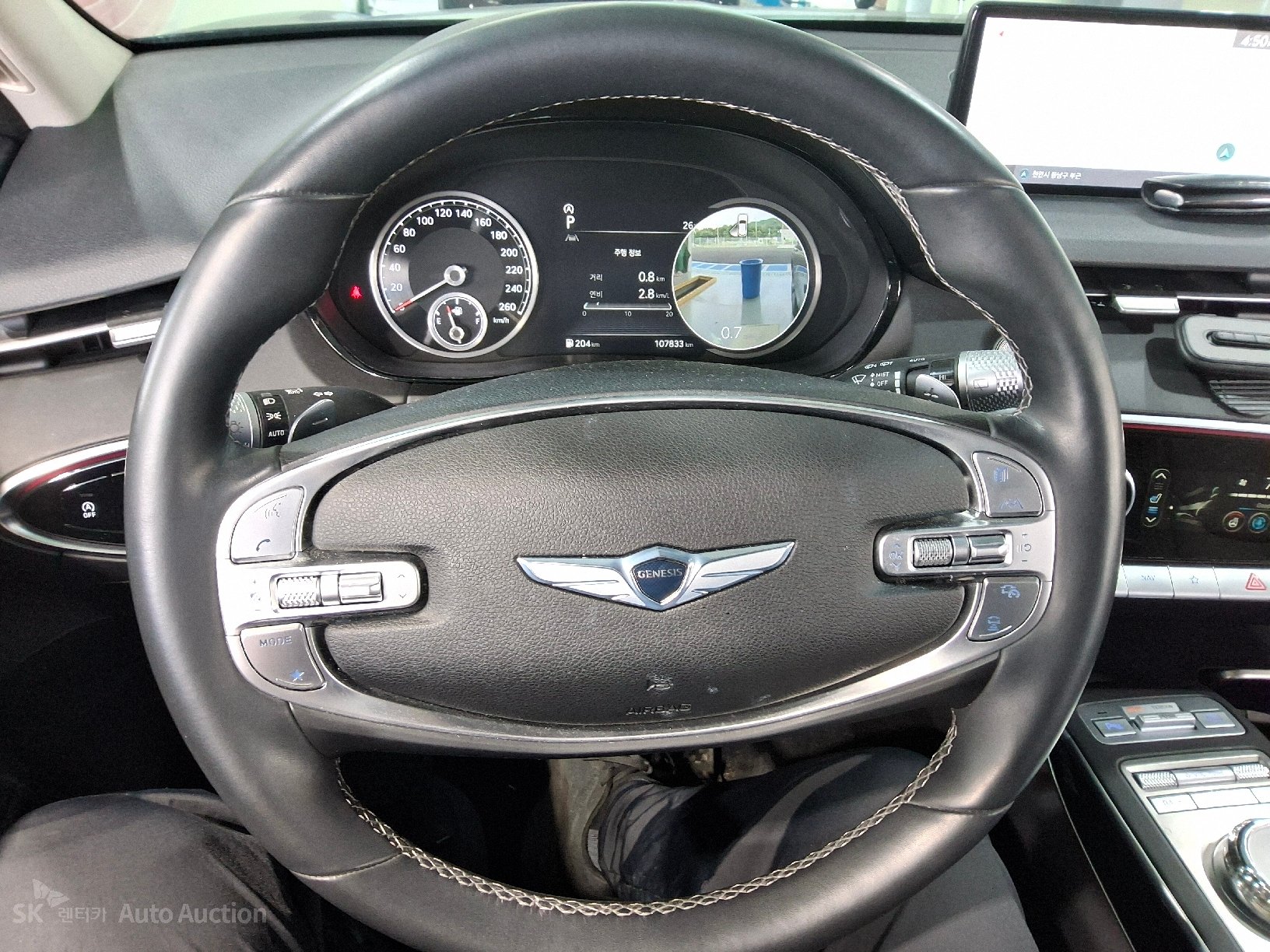 2021 - genesis gv70