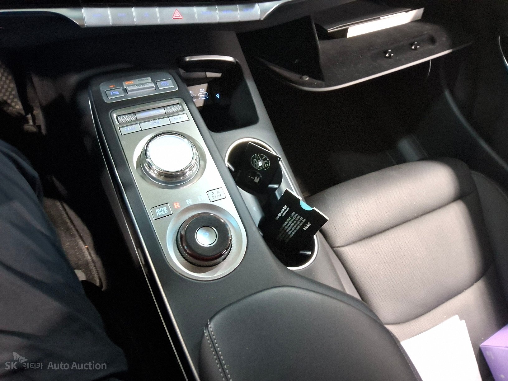 2021 - genesis gv70