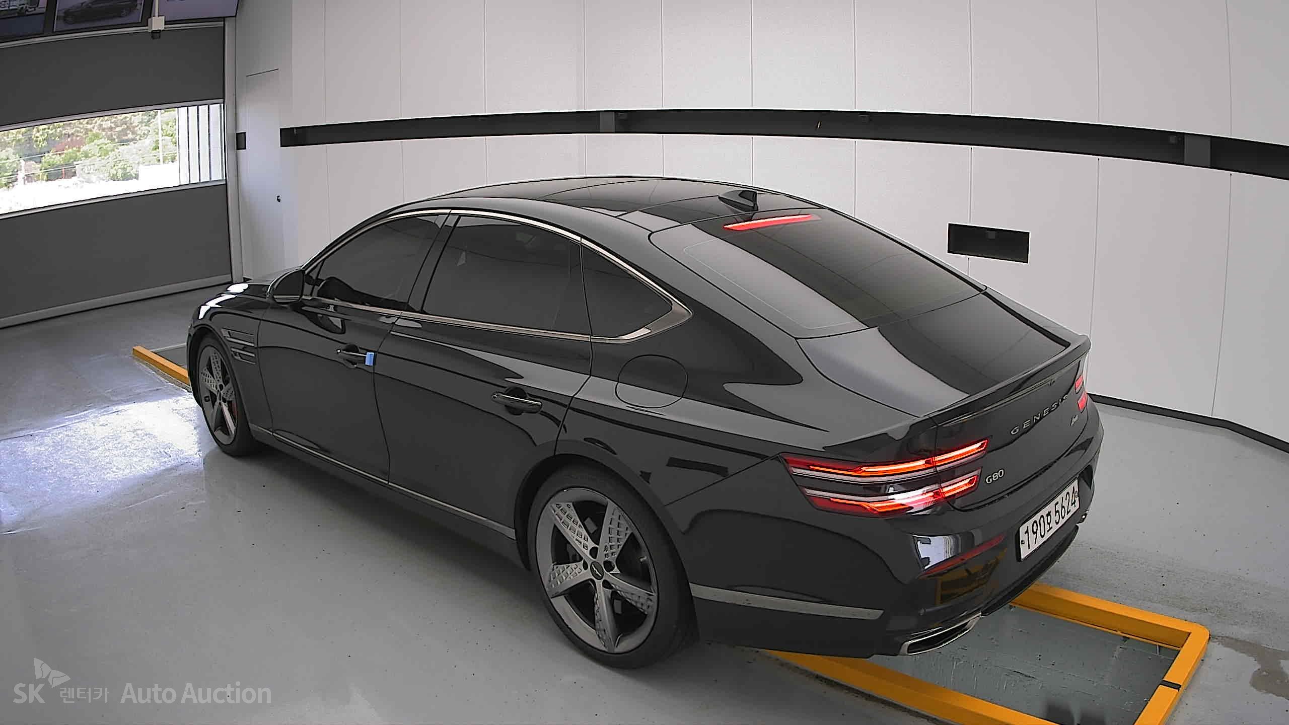 2022 - genesis g80