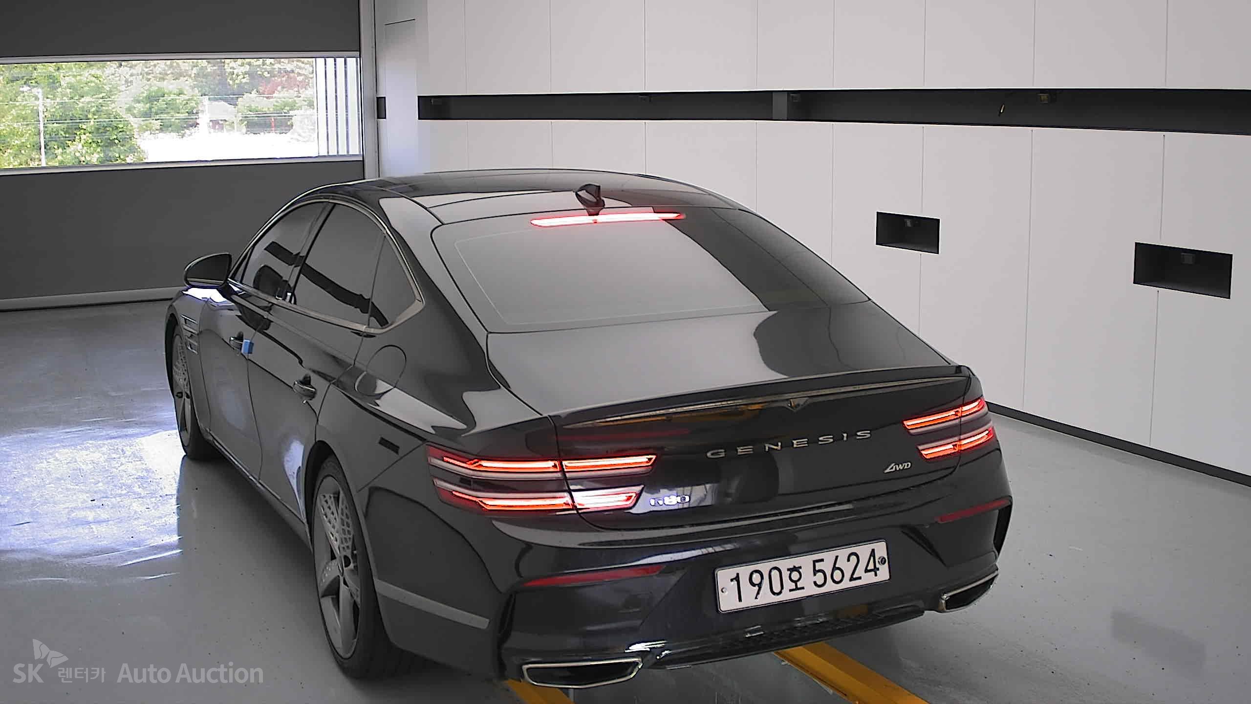 2022 - genesis g80