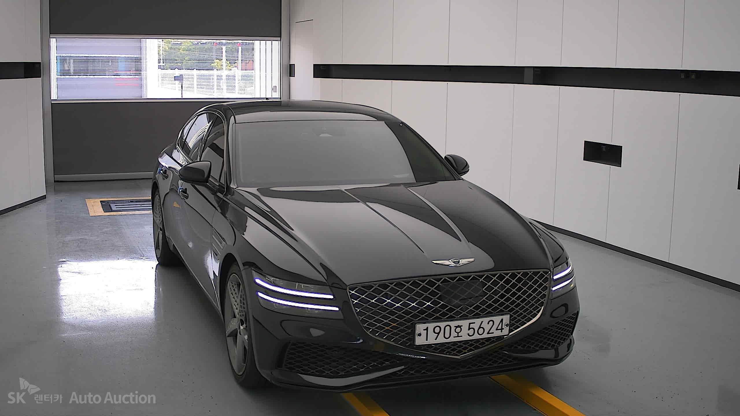 2022 - genesis g80