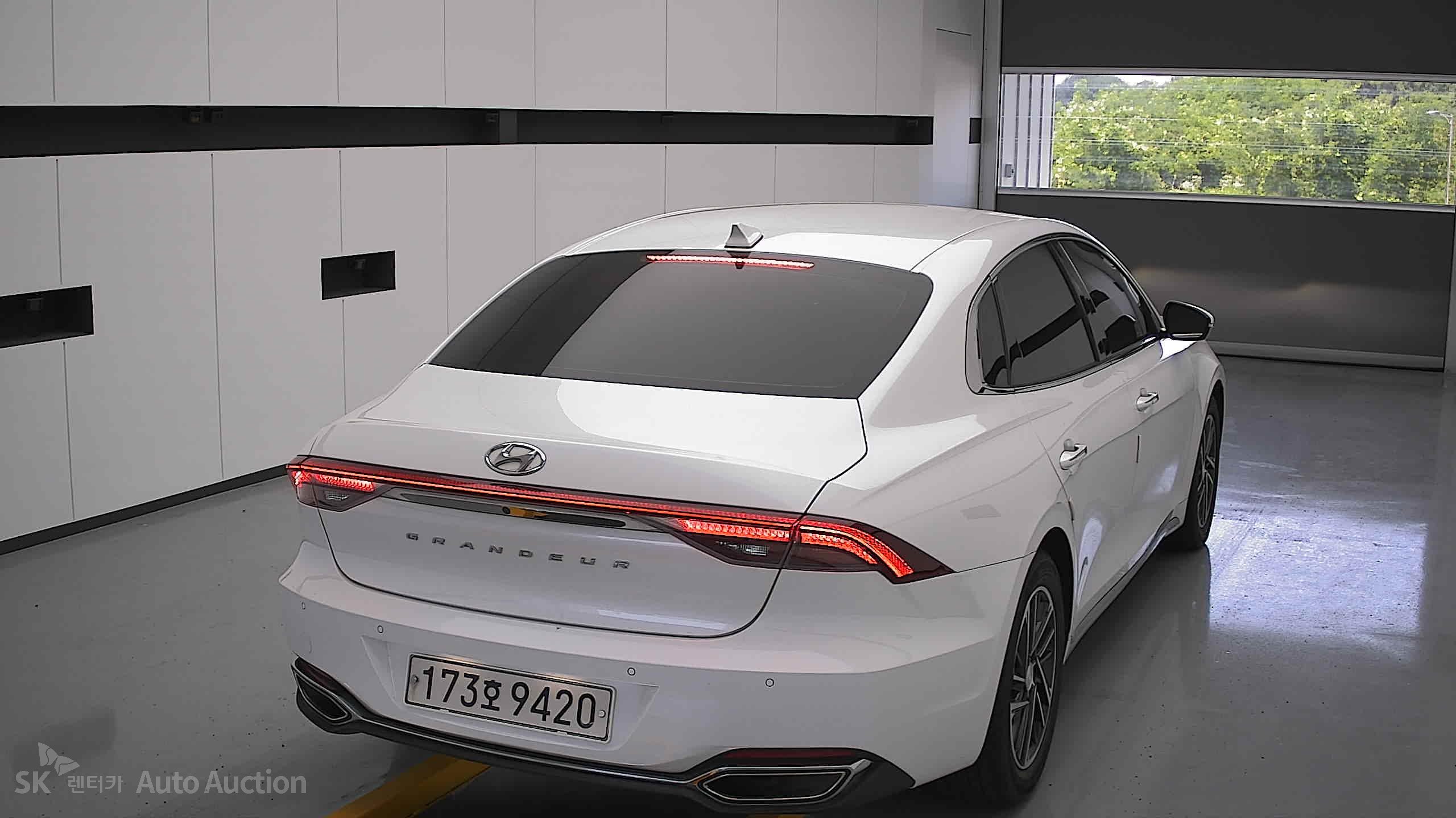 2020 - hyundai grandeur