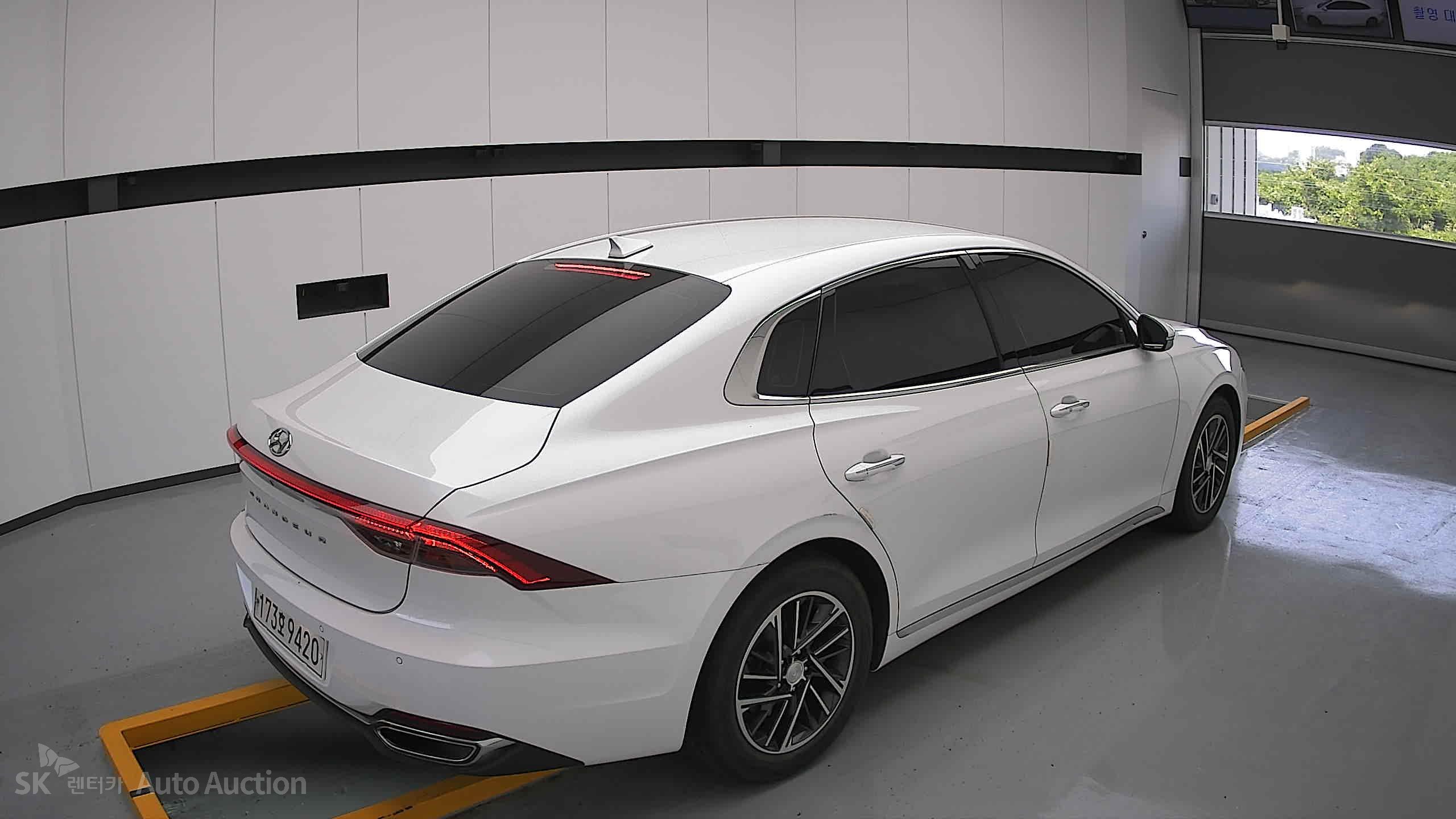 2020 - hyundai grandeur