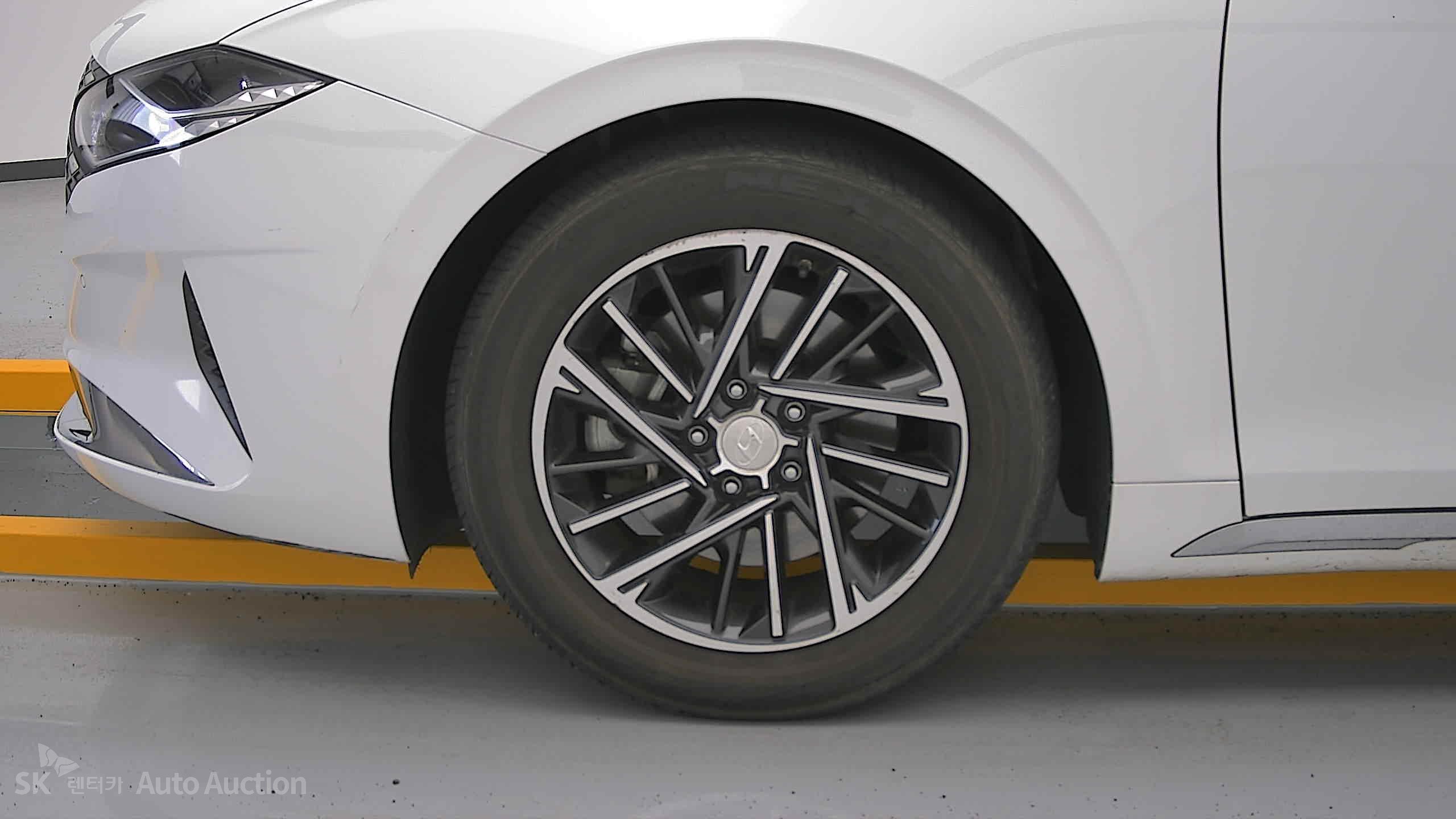 2020 - hyundai grandeur