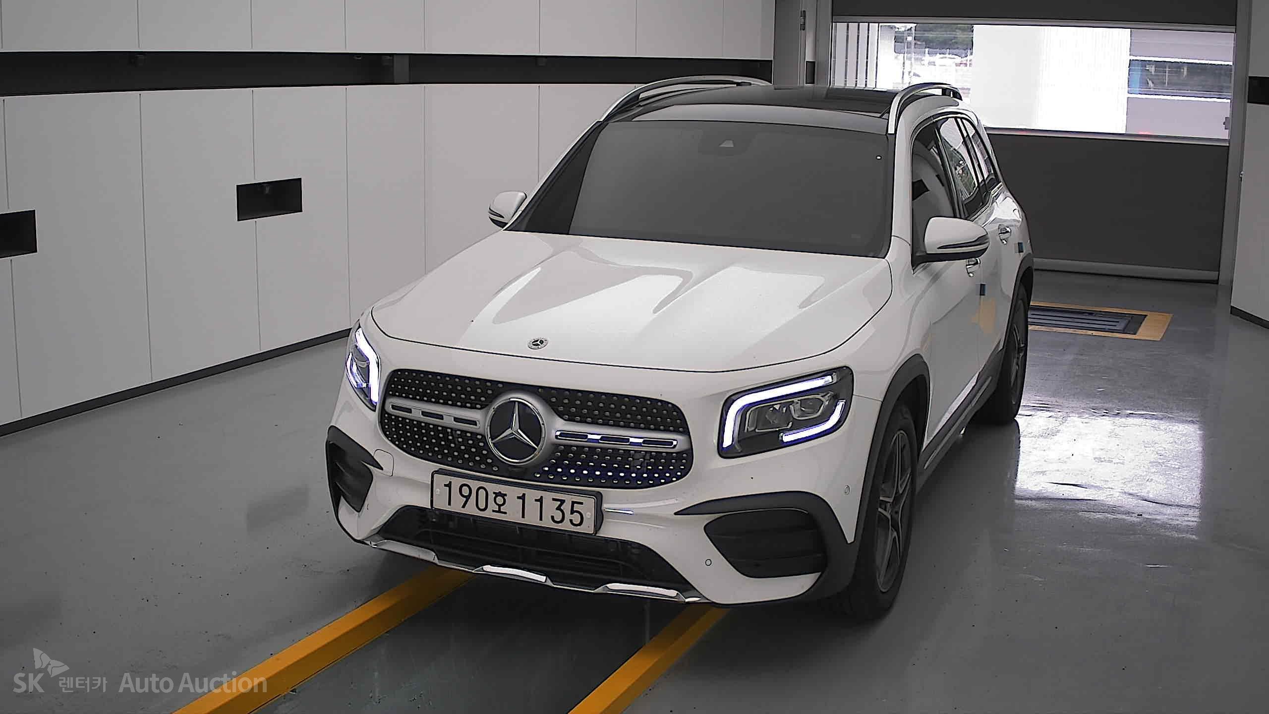 2021 - mercedes-benz glb 250