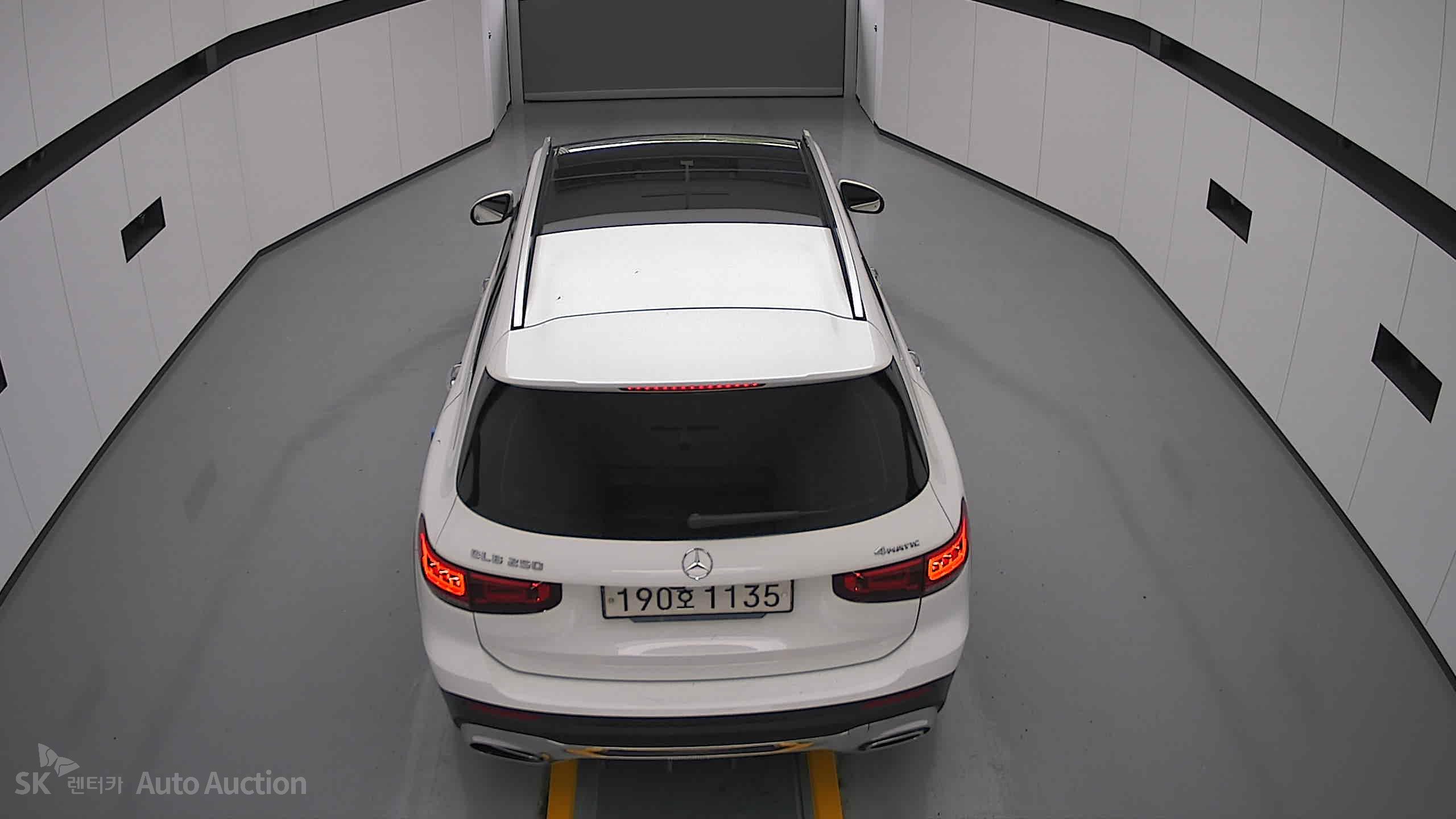 2021 - mercedes-benz glb 250