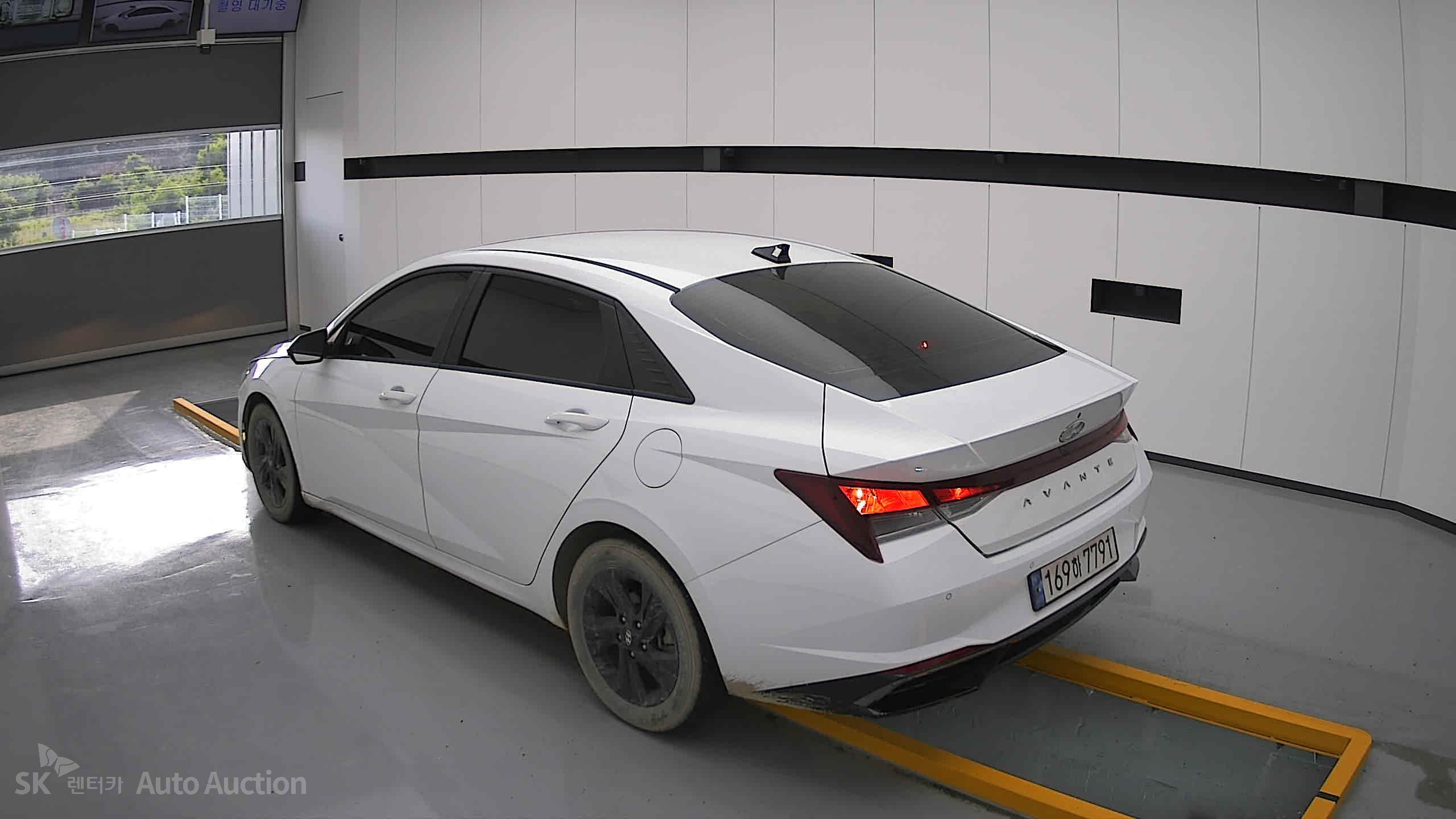 2023 - hyundai avante