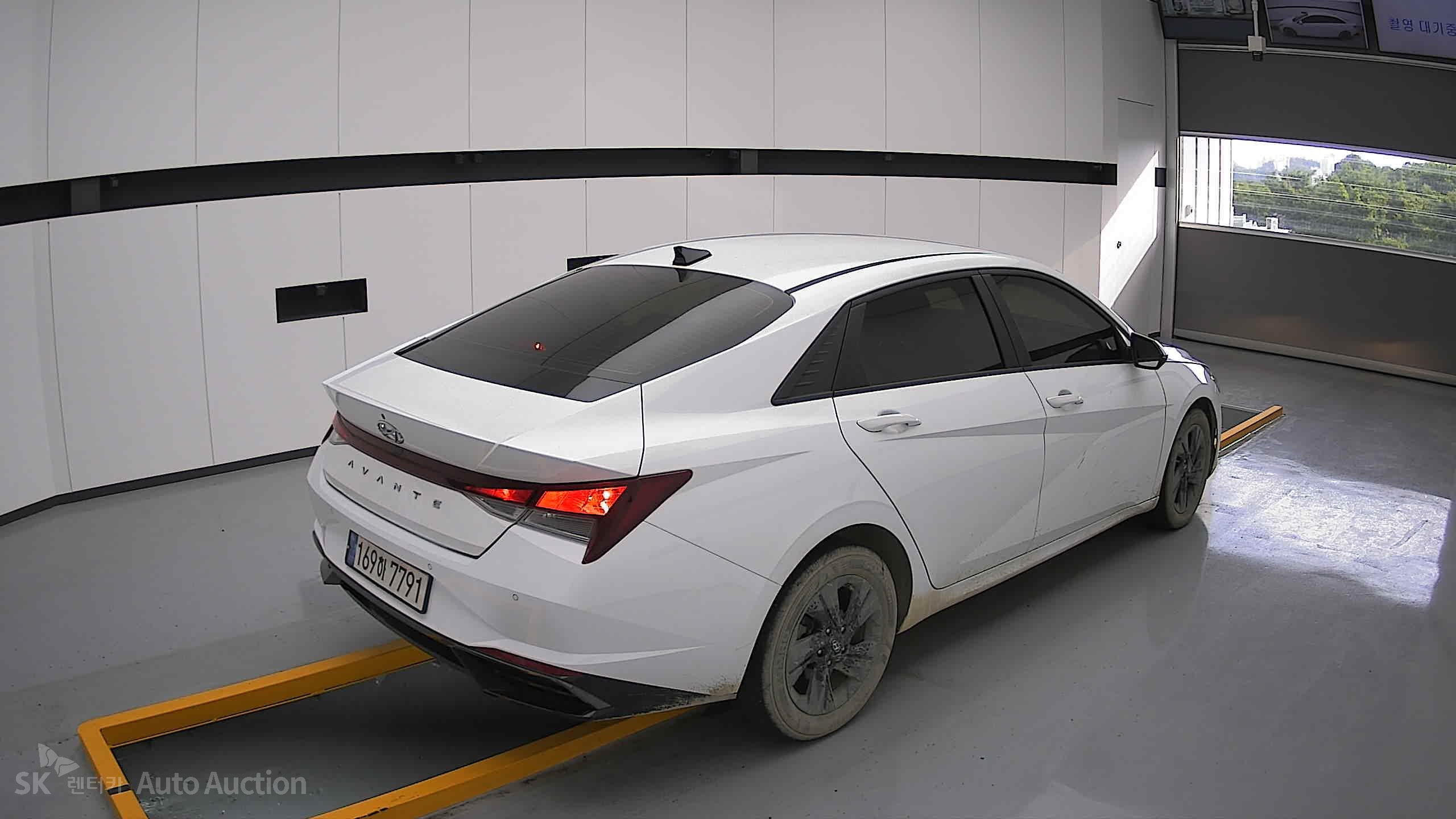 2023 - hyundai avante