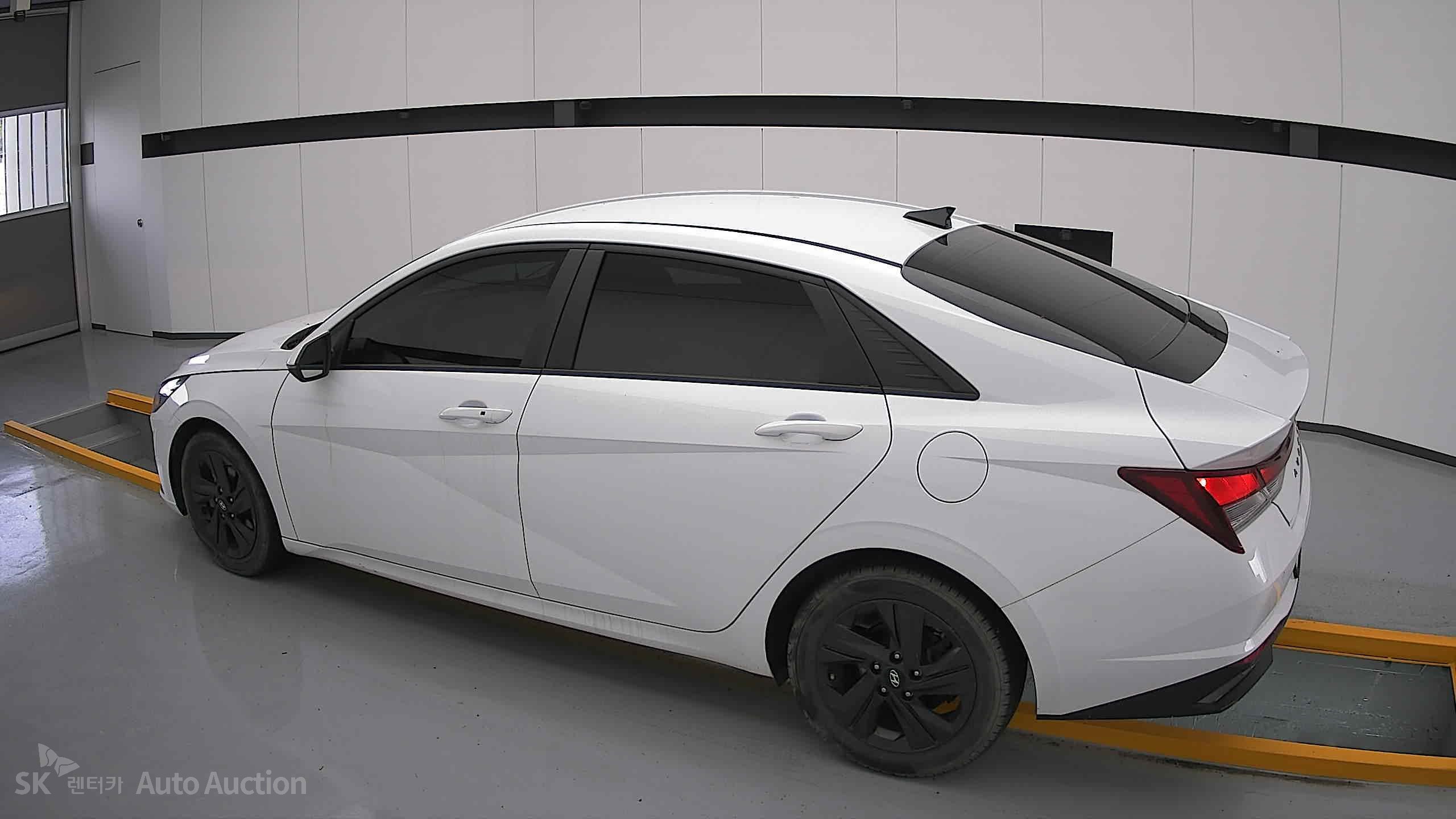 2023 - hyundai avante