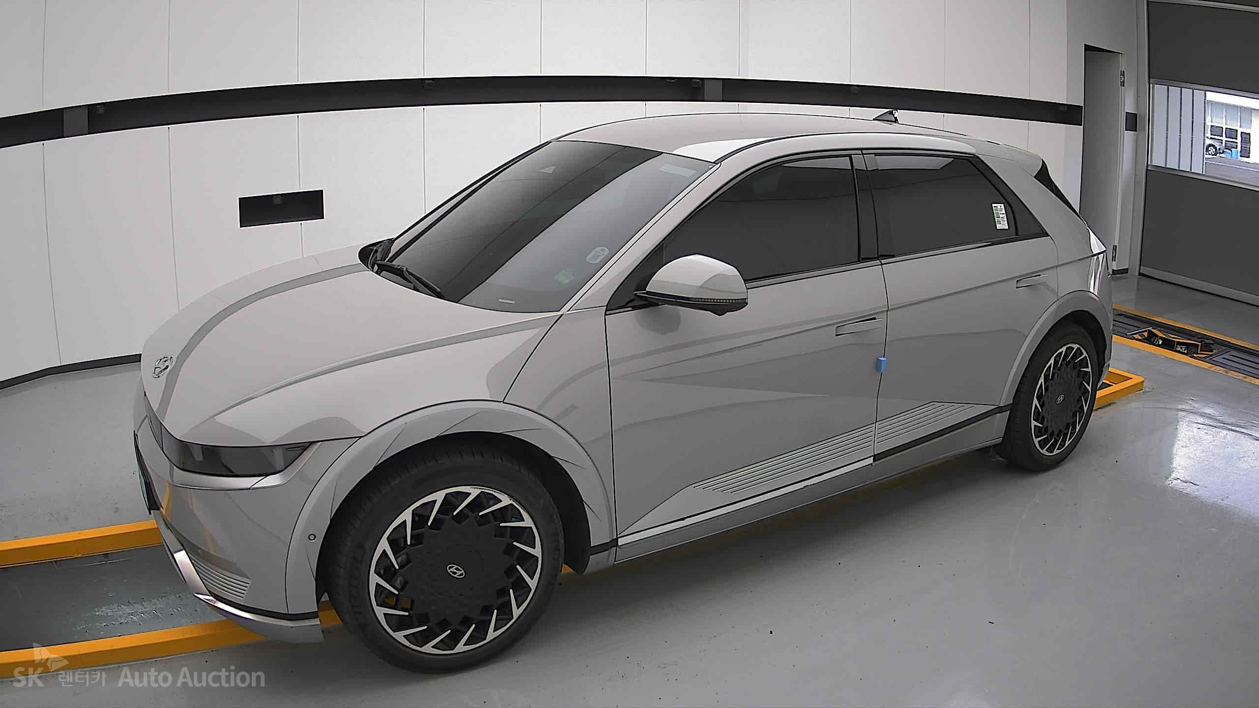 2022 - hyundai ioniq