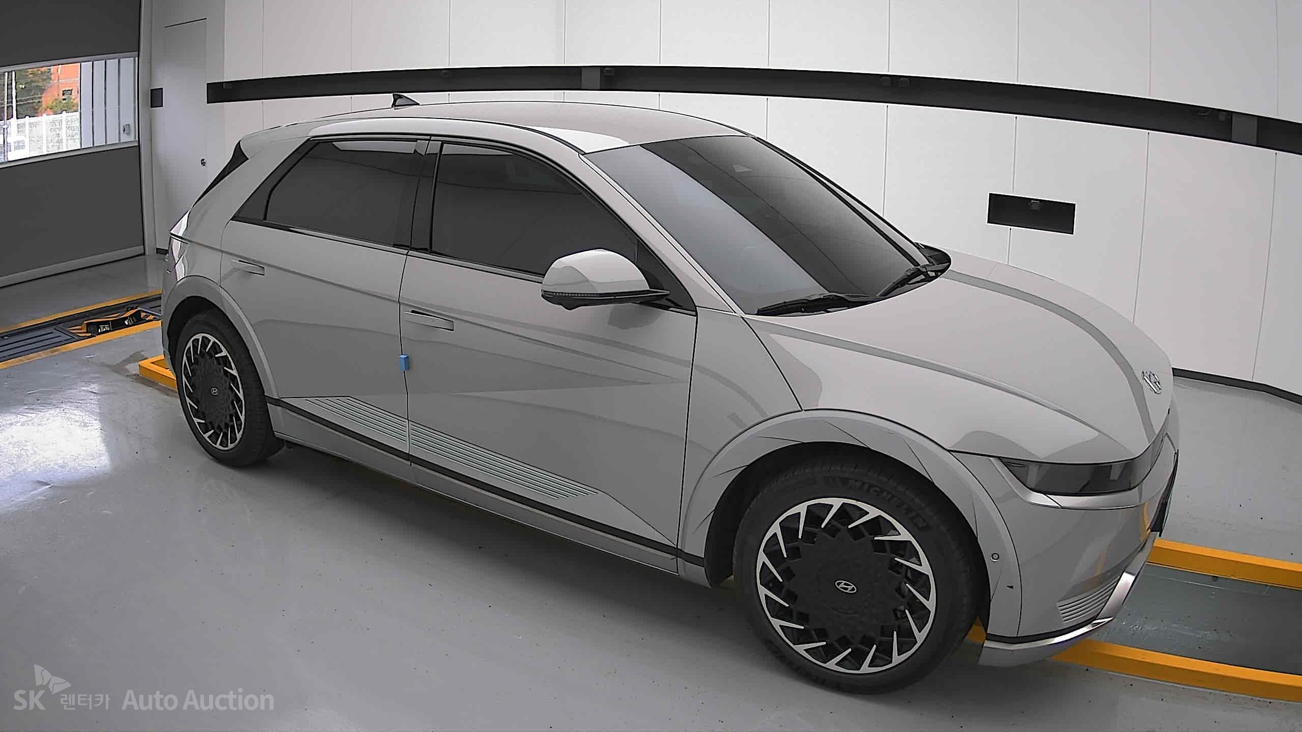 2022 - hyundai ioniq