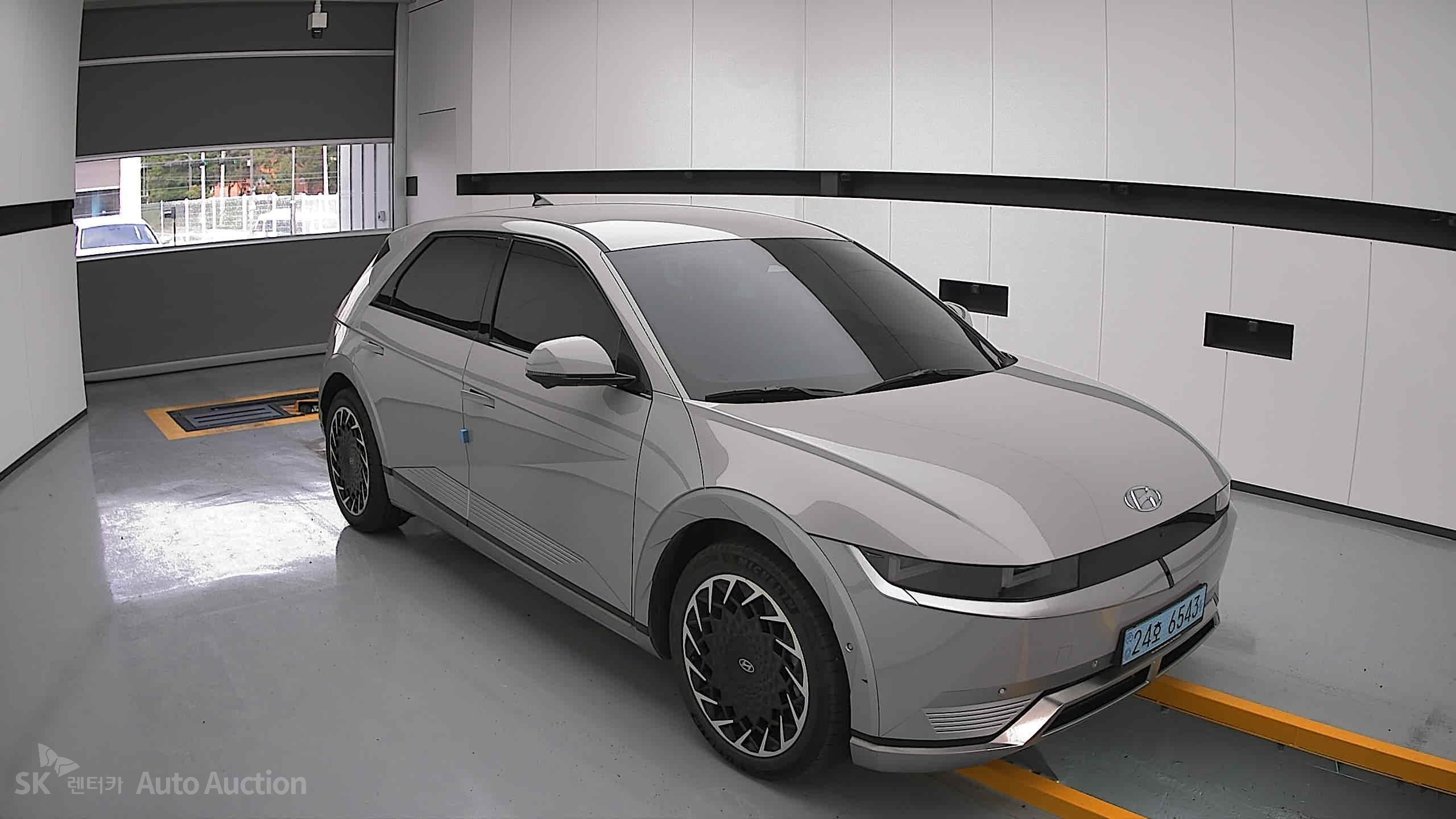 2022 - hyundai ioniq