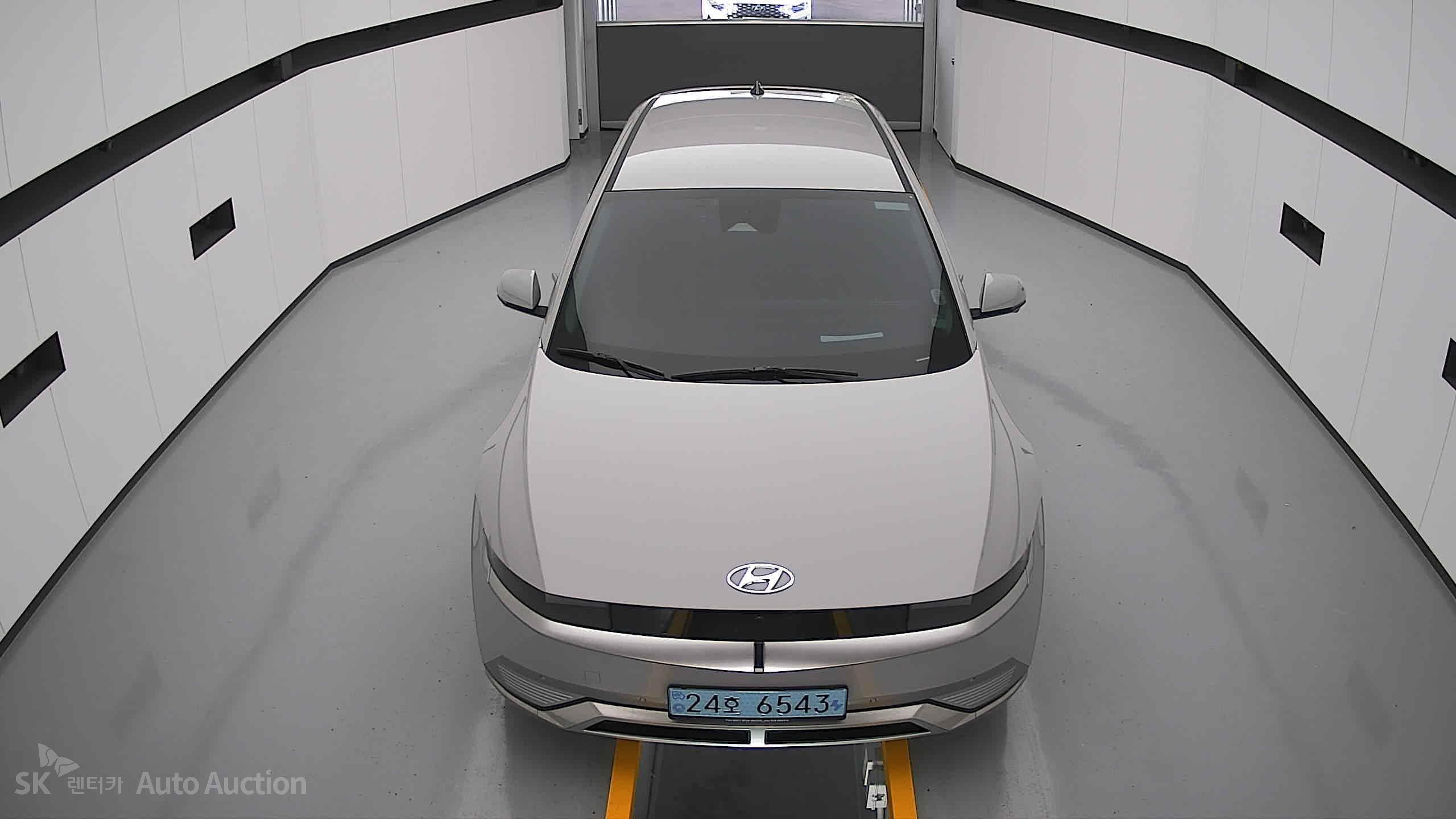 2022 - hyundai ioniq