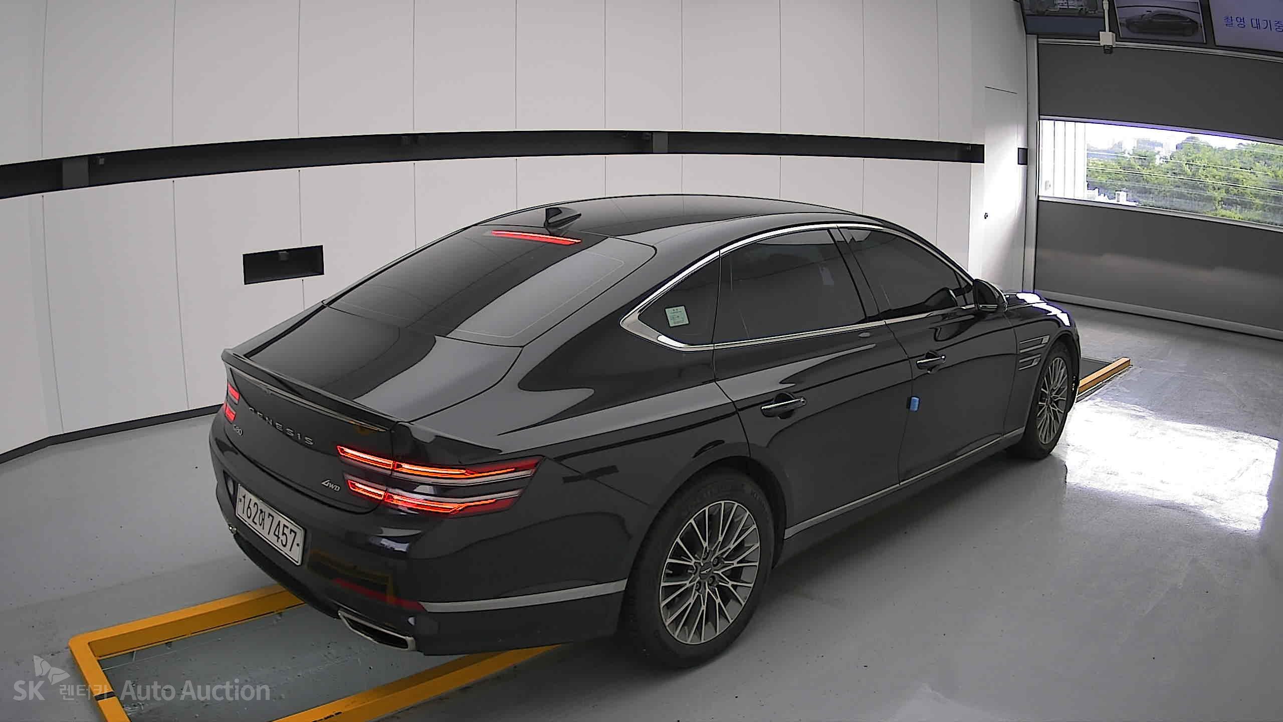 2021 - genesis g80