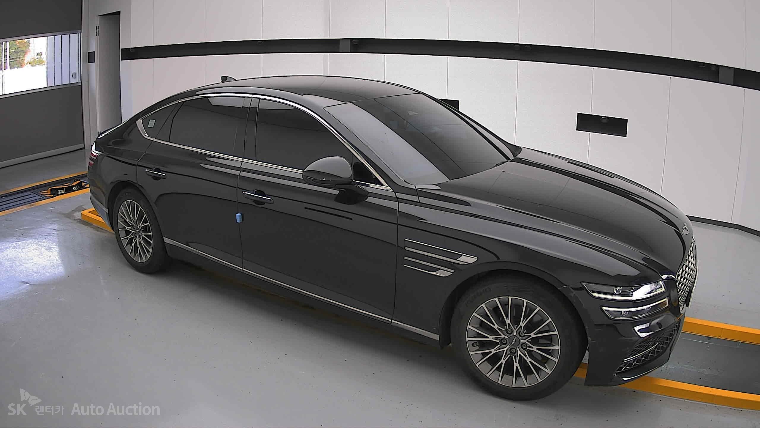 2021 - genesis g80