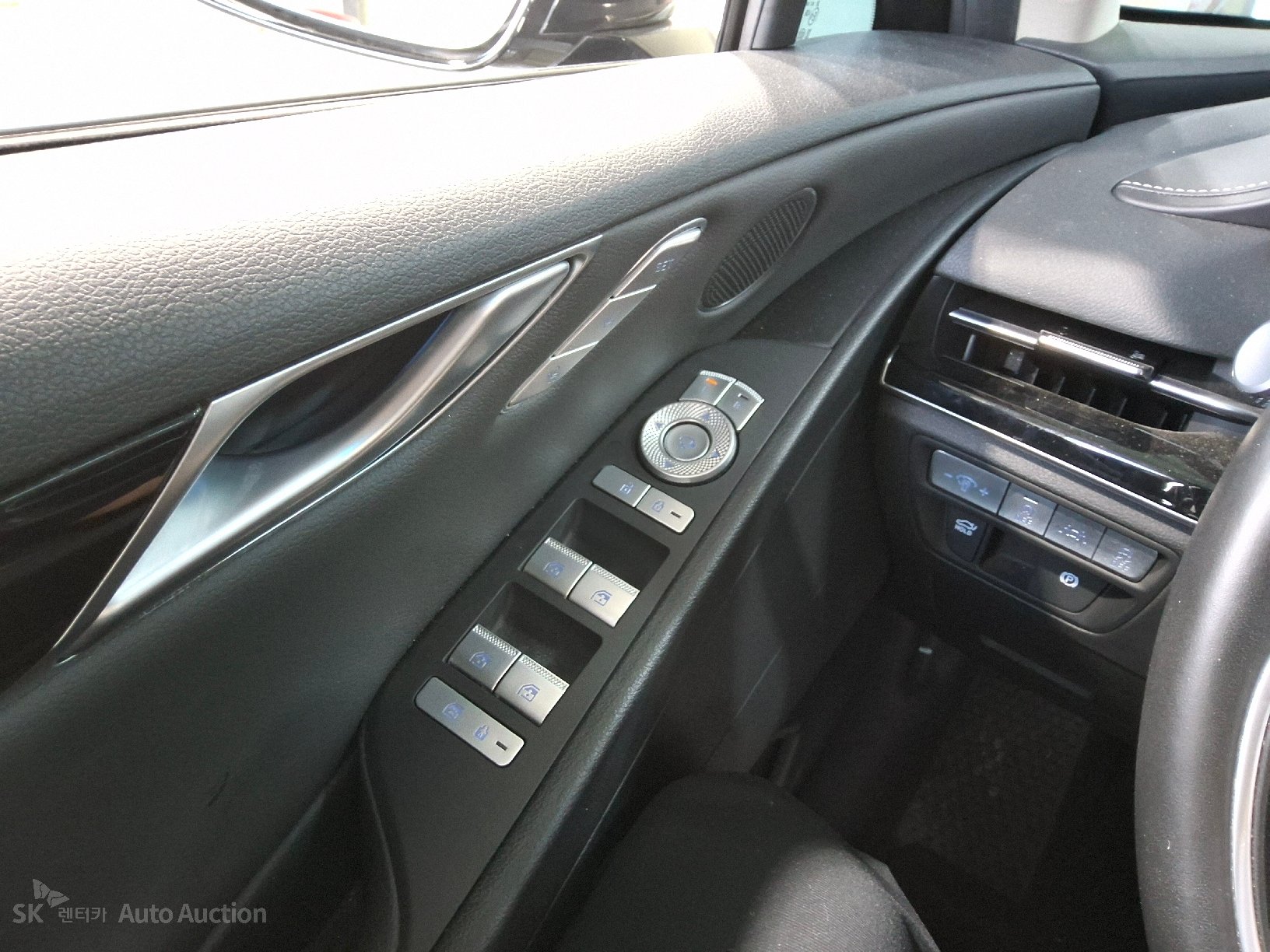 2021 - genesis g80
