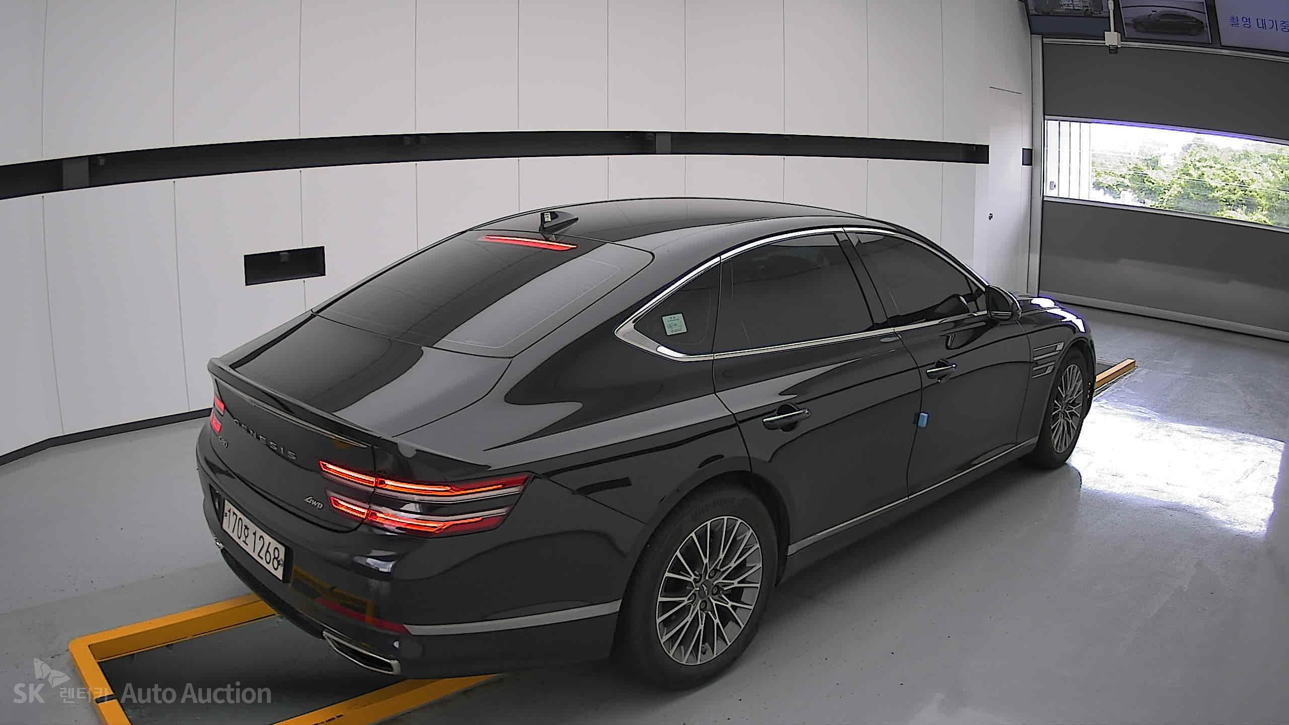 2021 - genesis g80