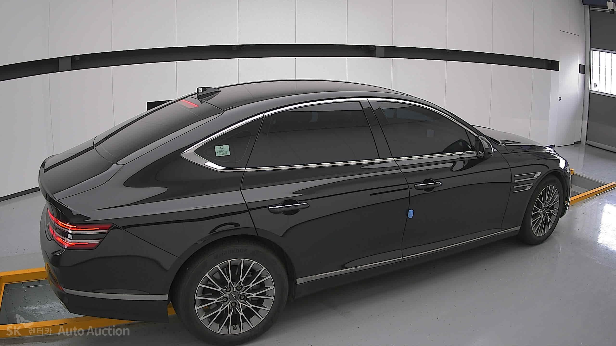 2021 - genesis g80