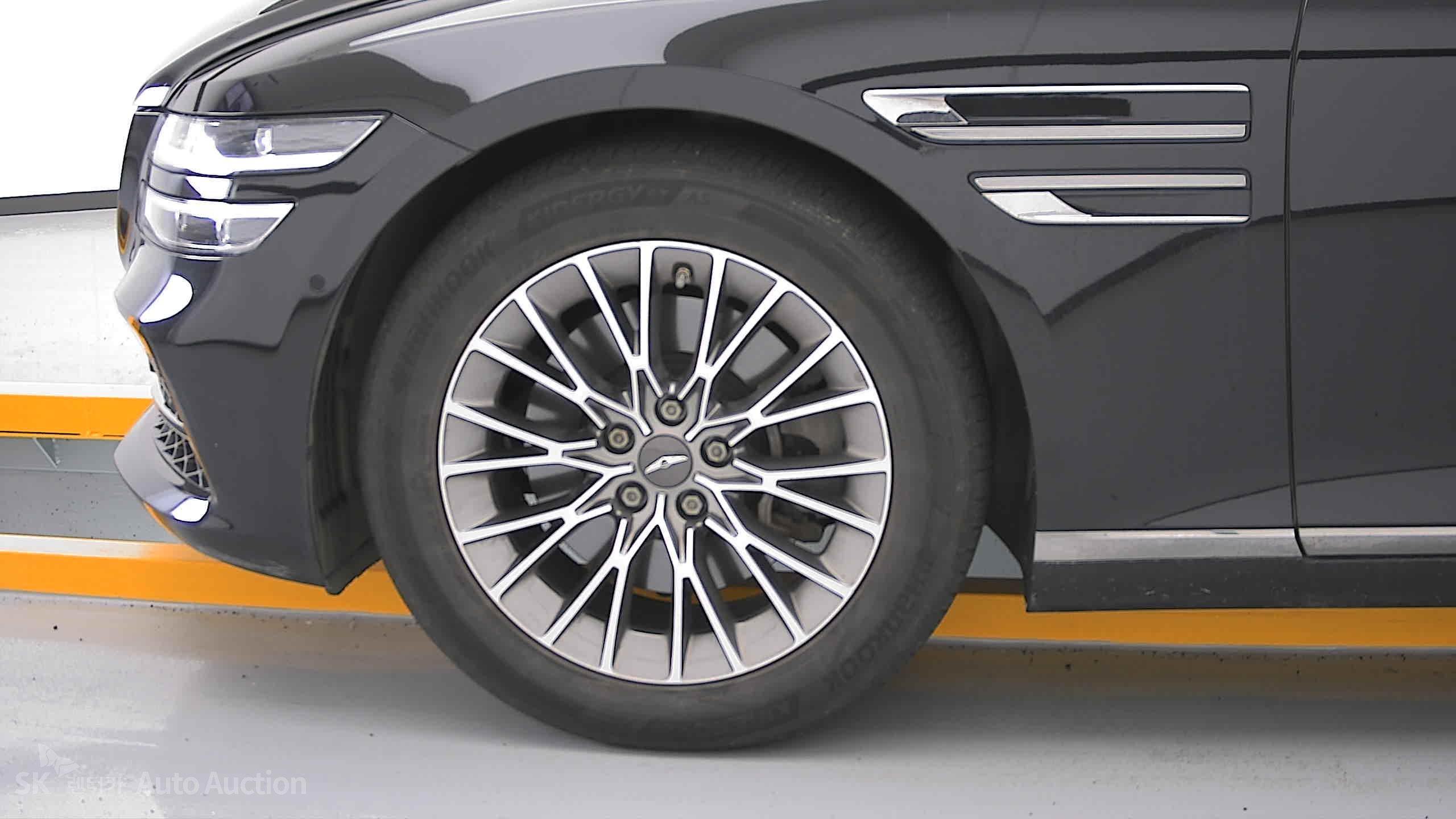 2021 - genesis g80