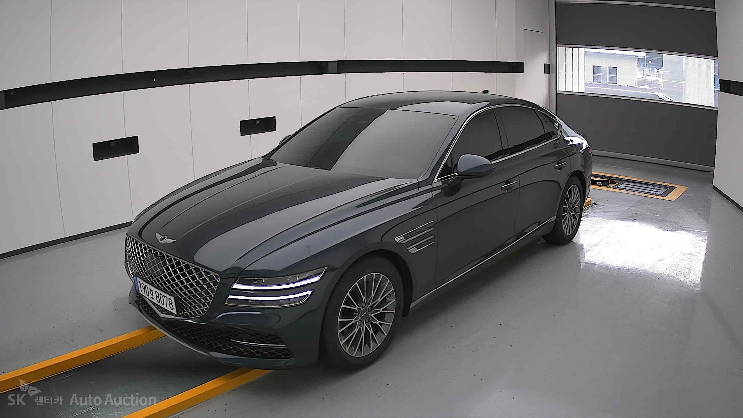 2022 - genesis g80