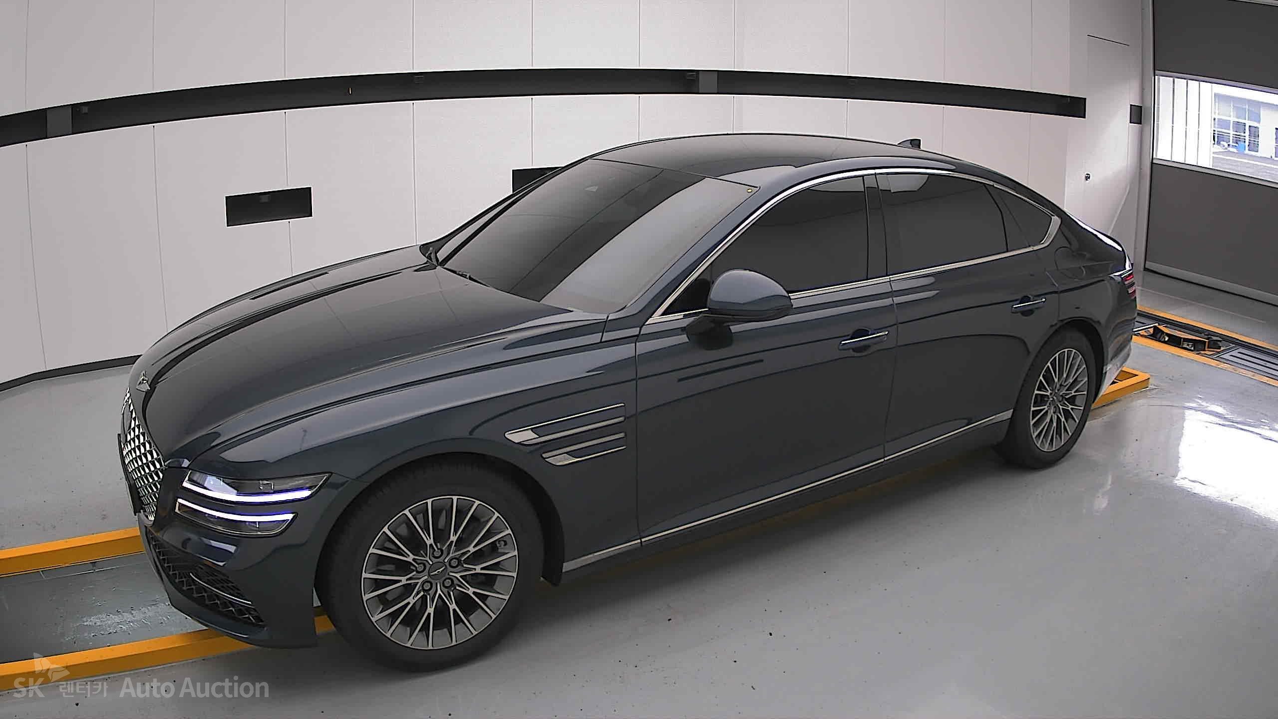 2022 - genesis g80