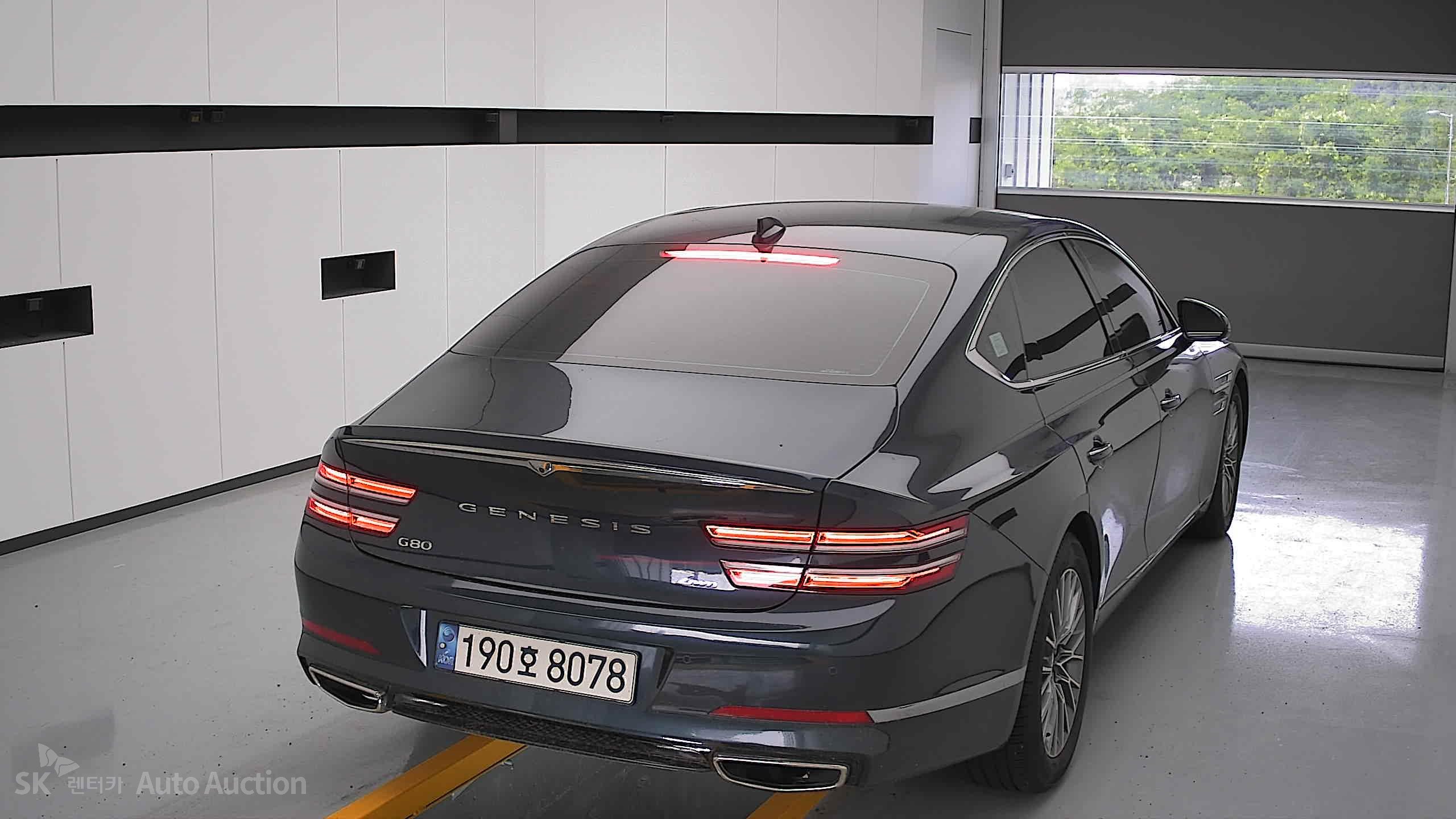 2022 - genesis g80