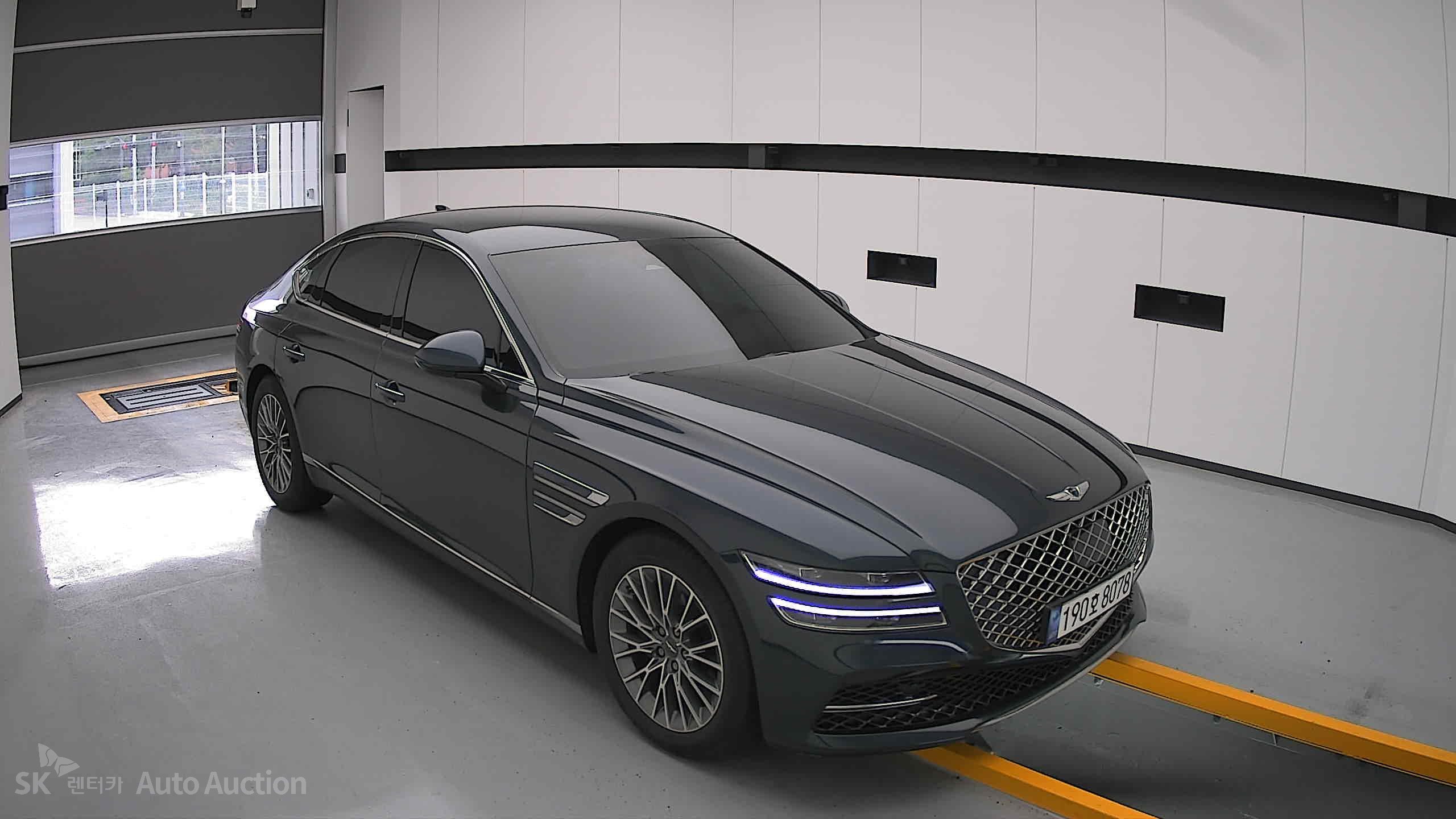 2022 - genesis g80