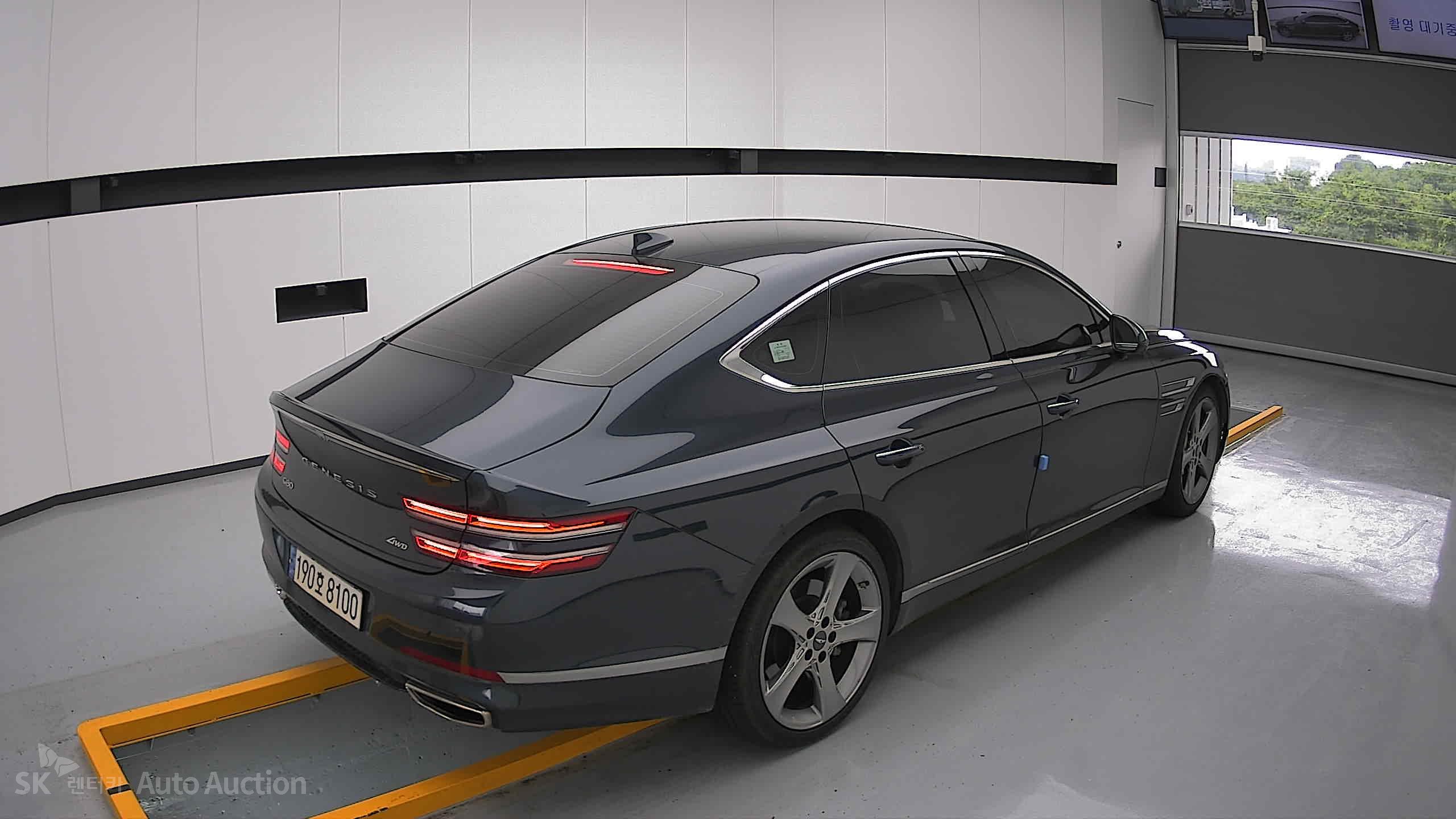2022 - genesis g80