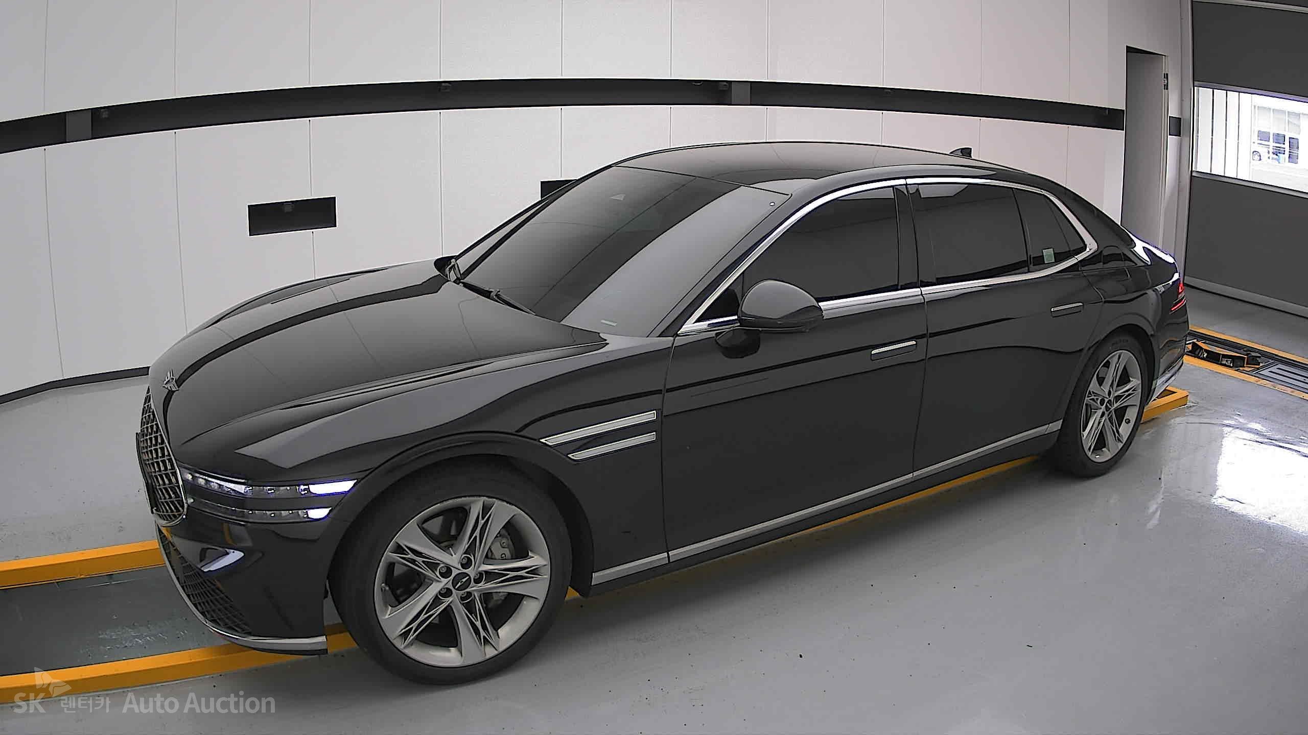 2022 - genesis g90