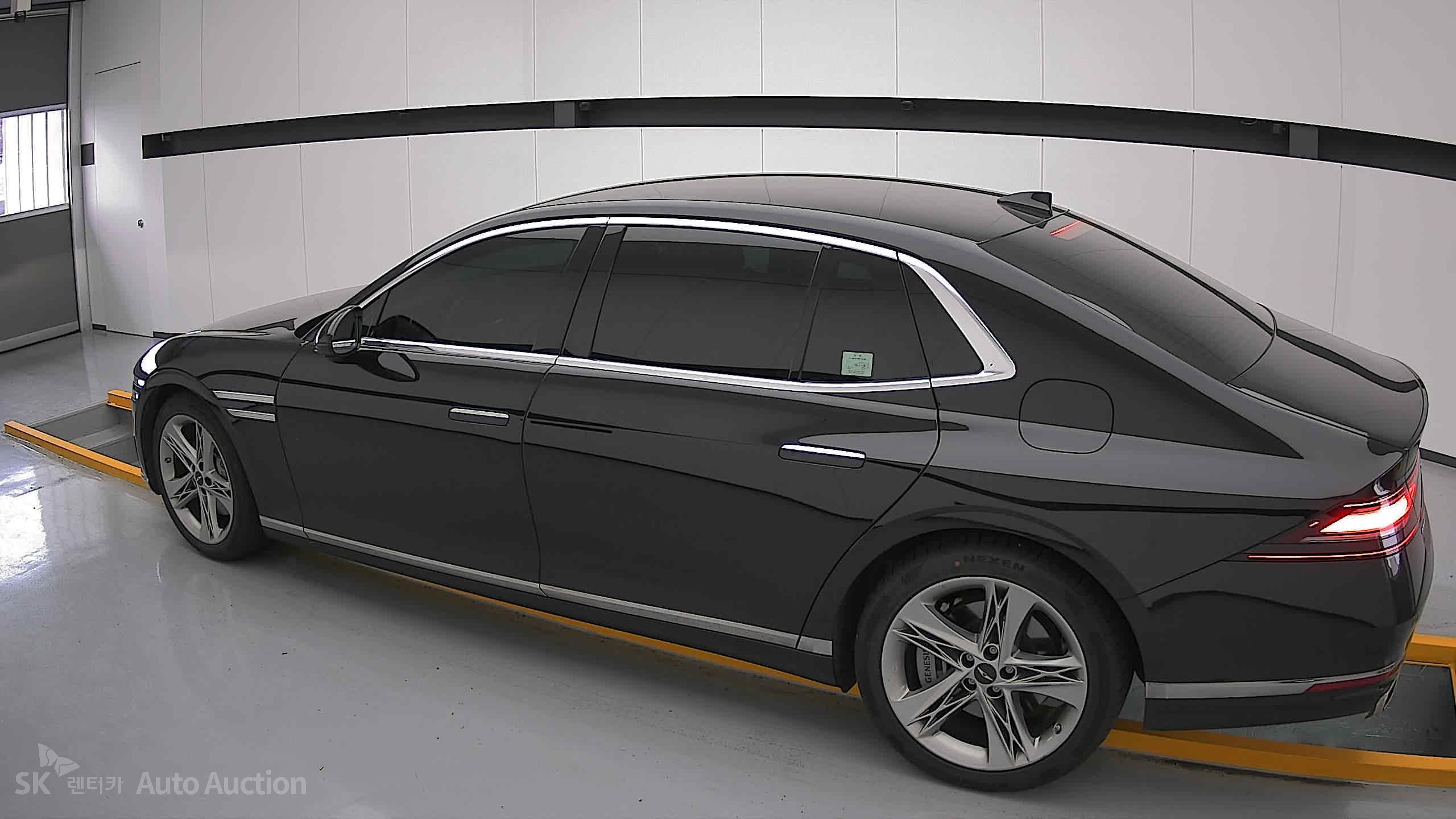2022 - genesis g90