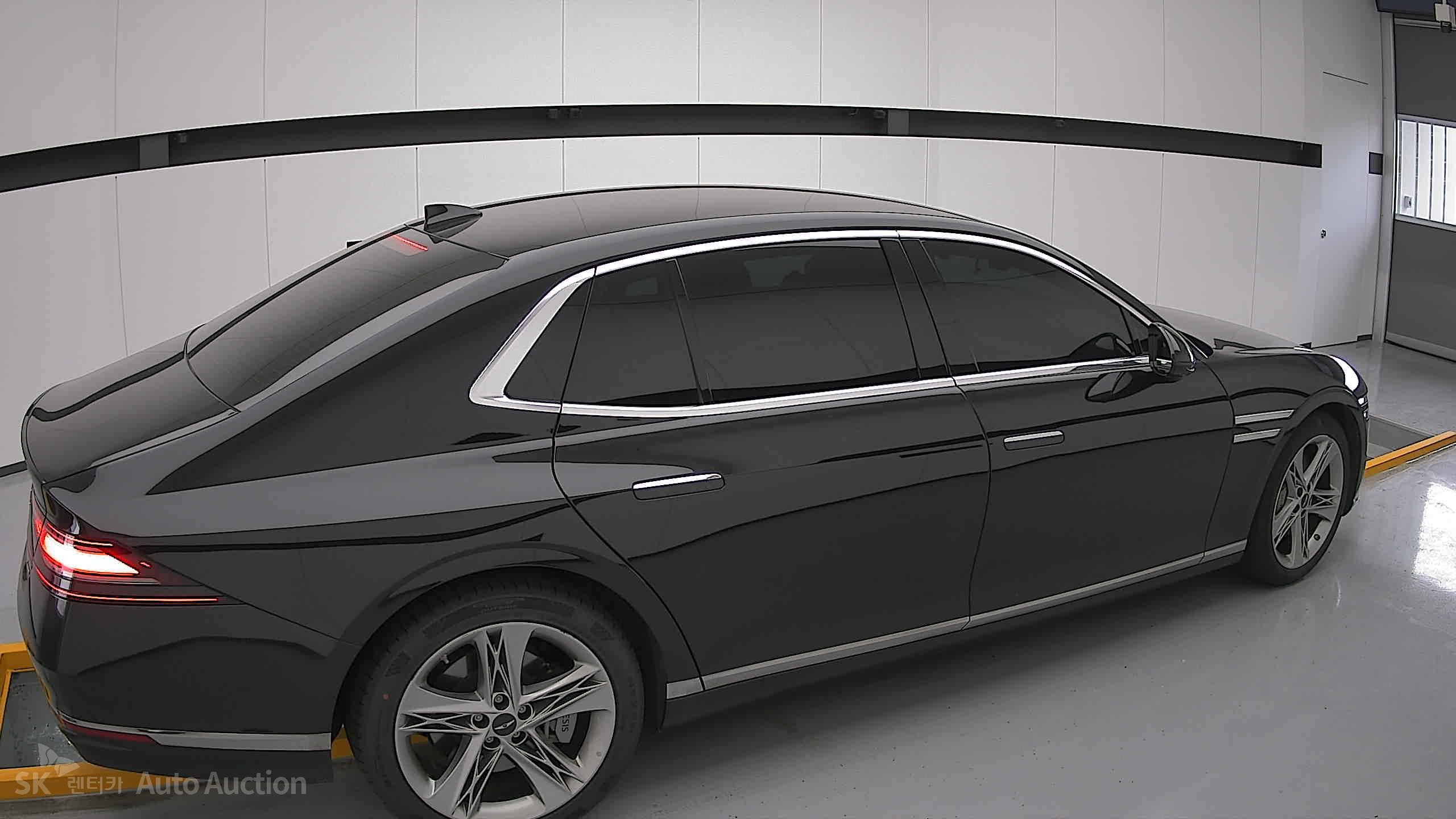2022 - genesis g90
