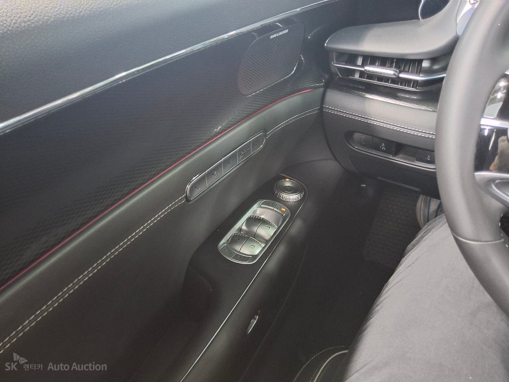 2022 - genesis g90