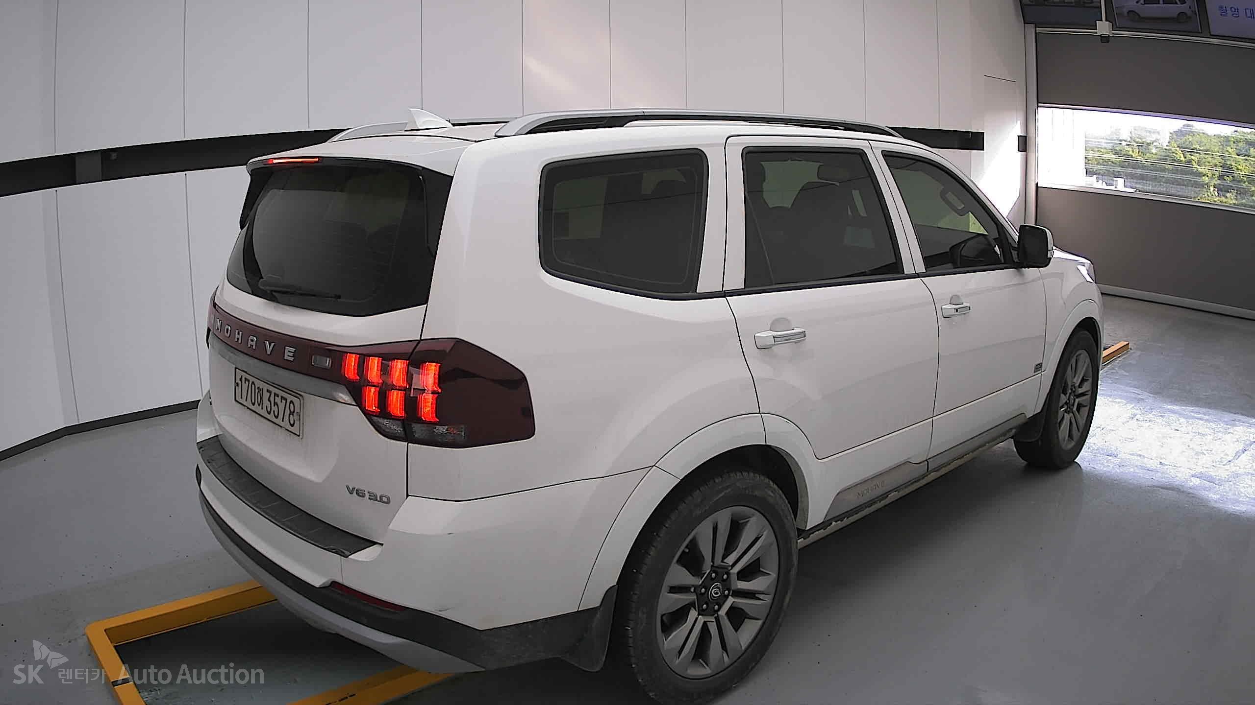 2021 - kia mohave