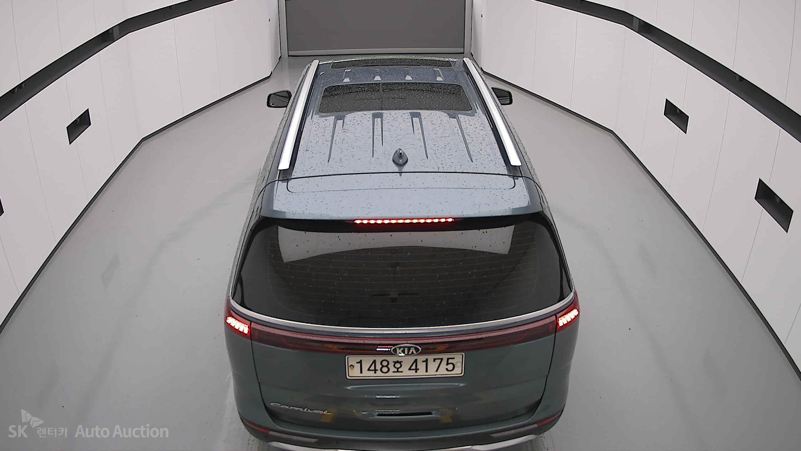 2021 - kia carnival