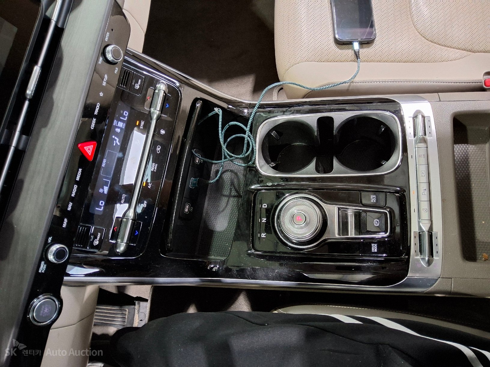 2021 - kia carnival