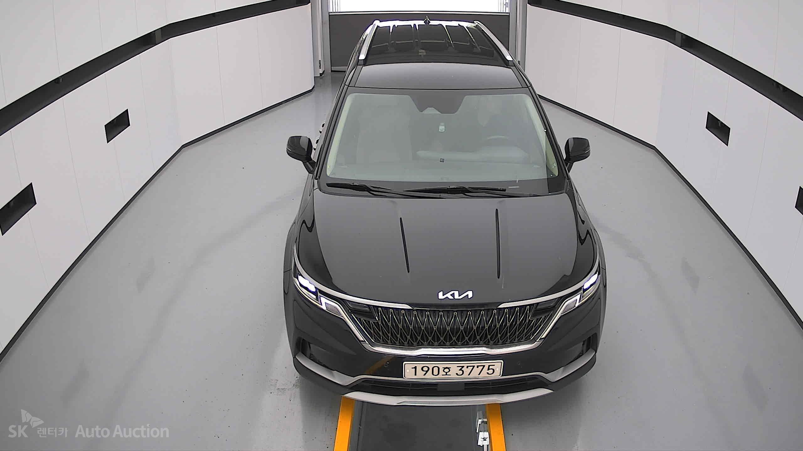 2022 - kia carnival