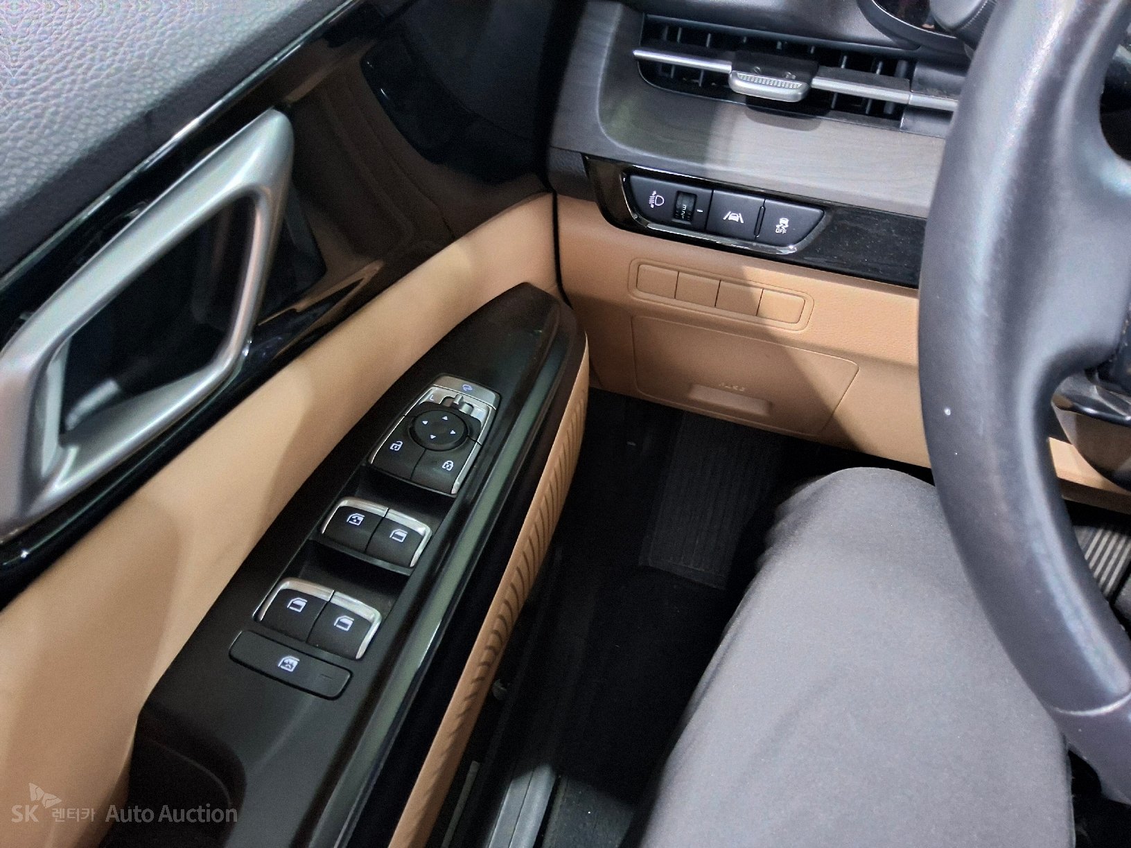 2022 - kia carnival