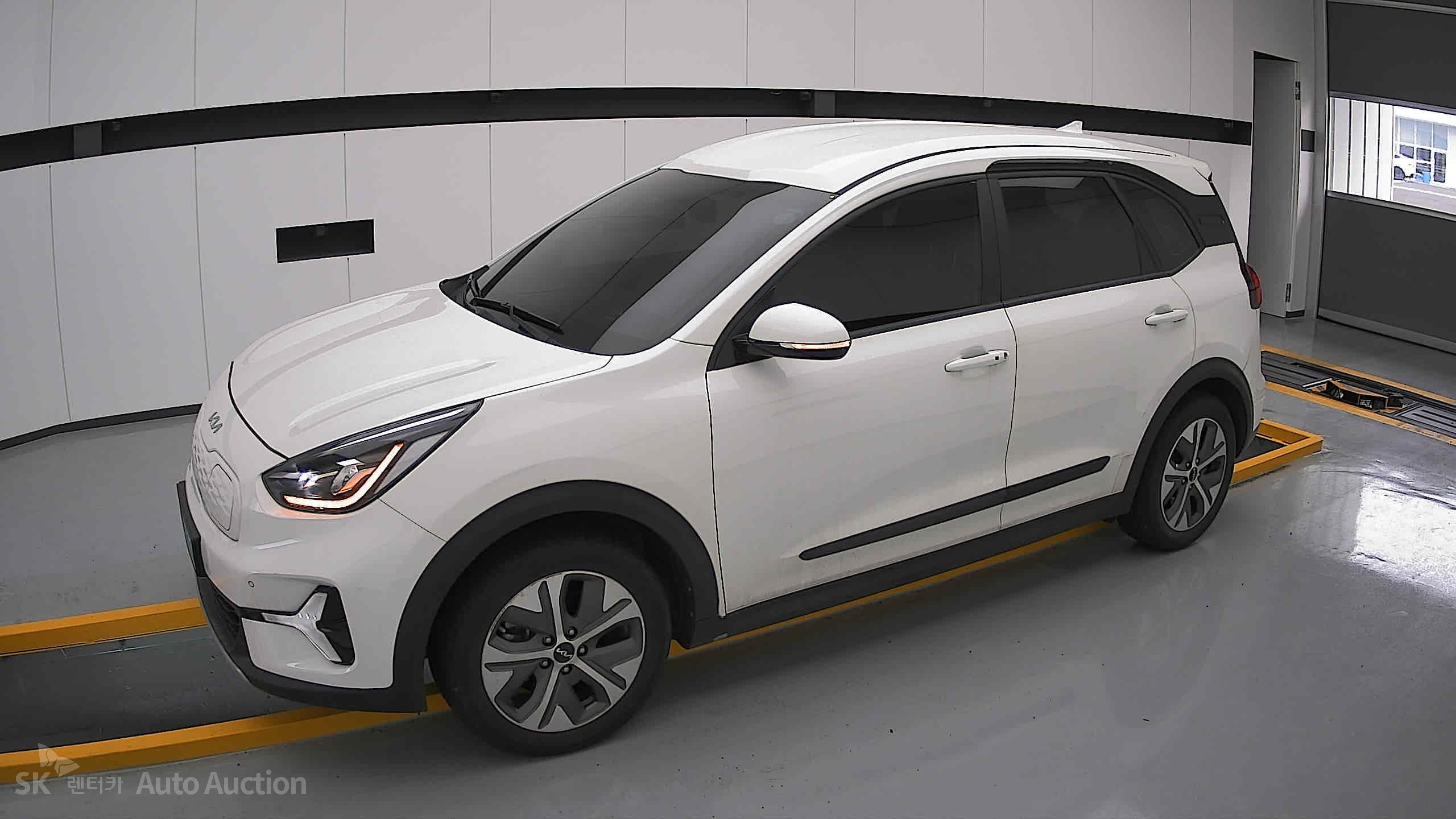 2023 - kia niro