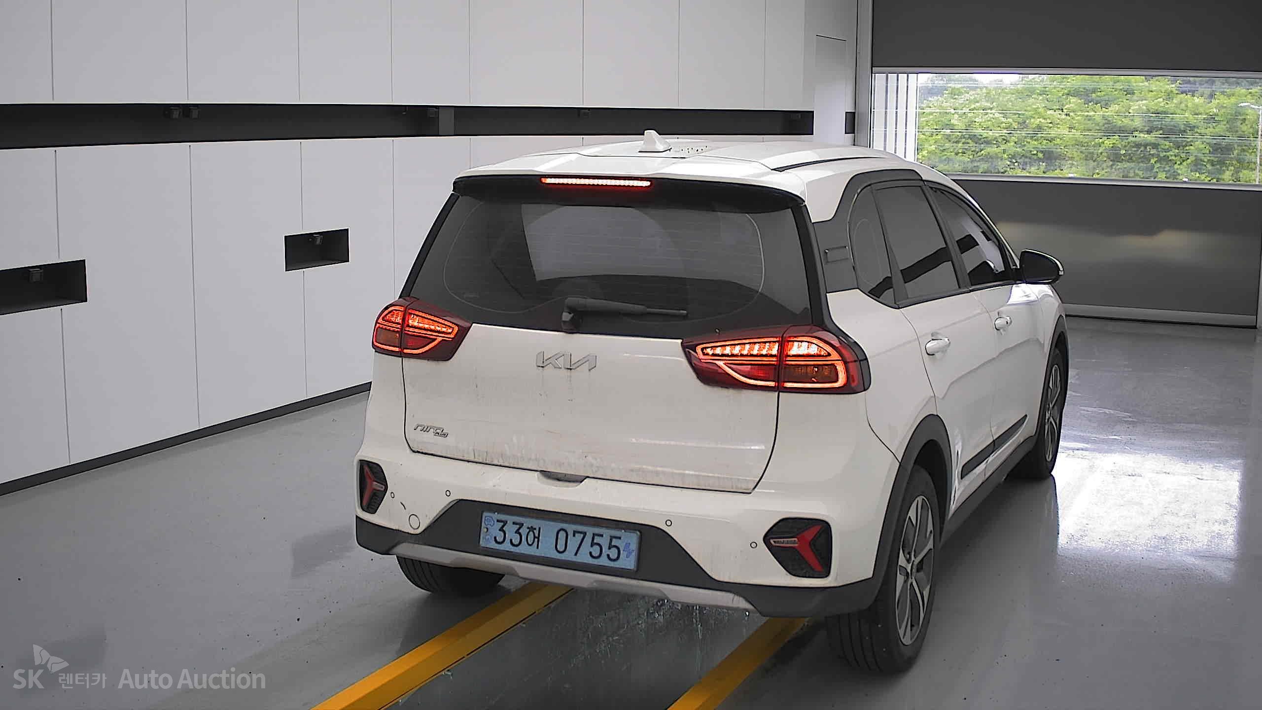 2023 - kia niro