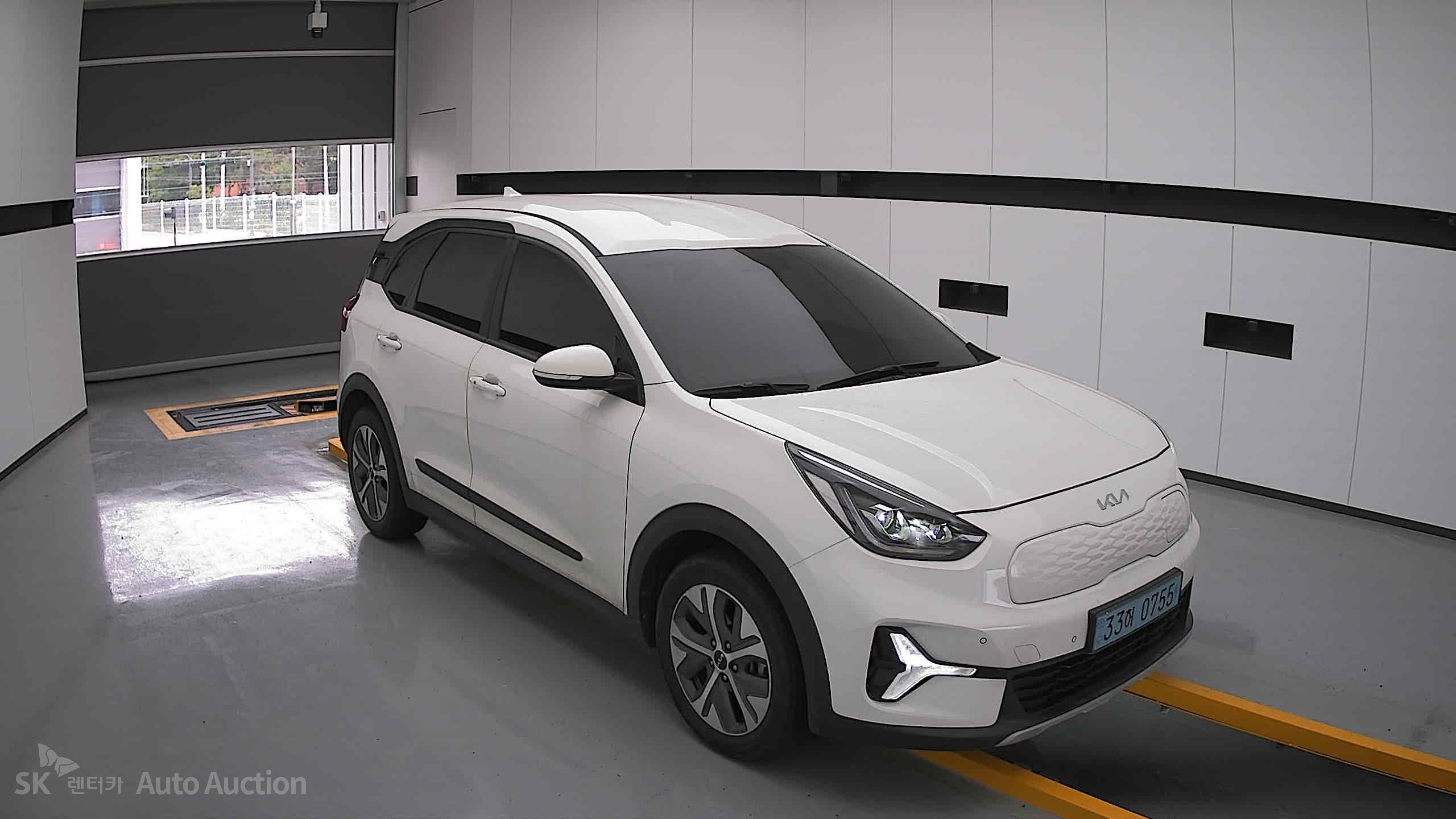 2023 - kia niro