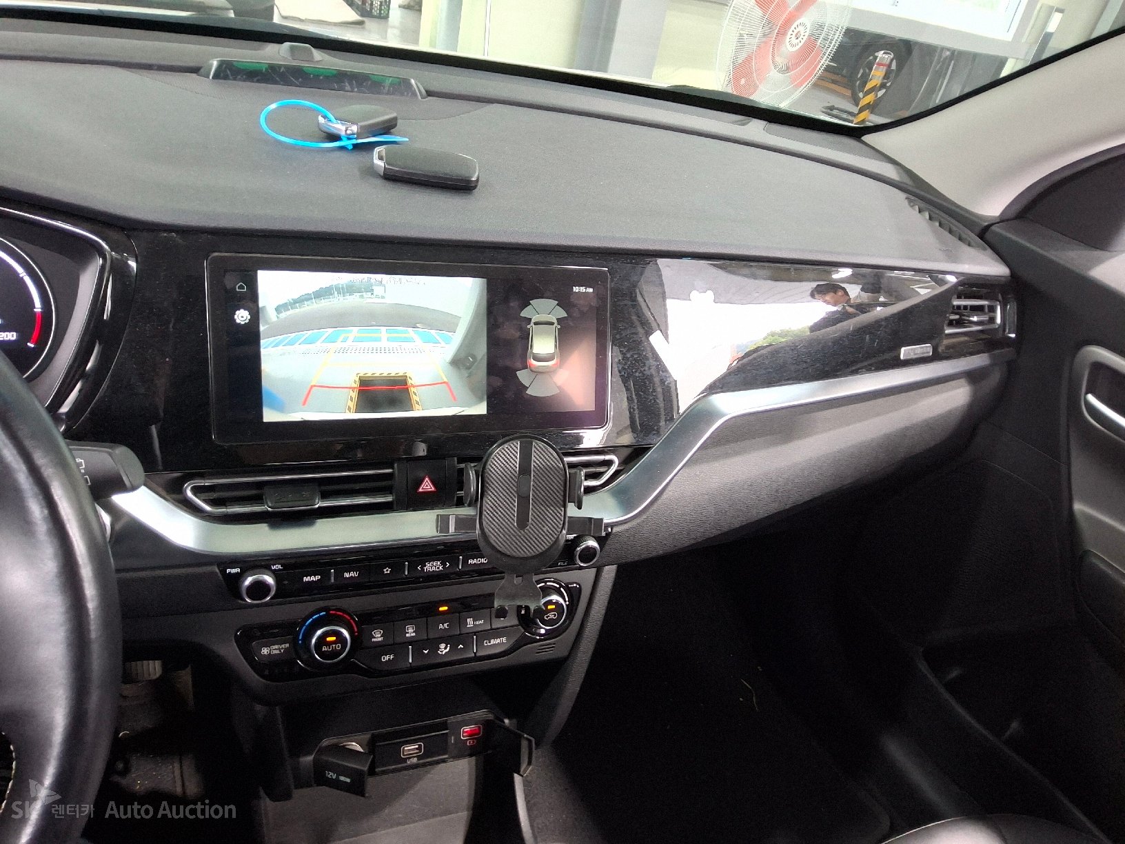 2023 - kia niro