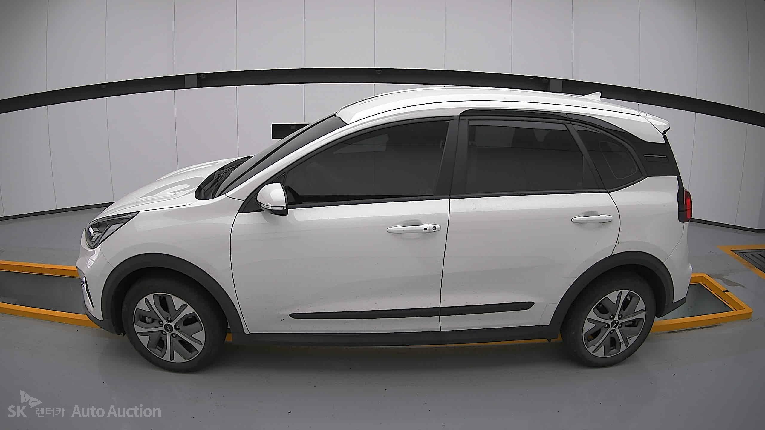 2023 - kia niro