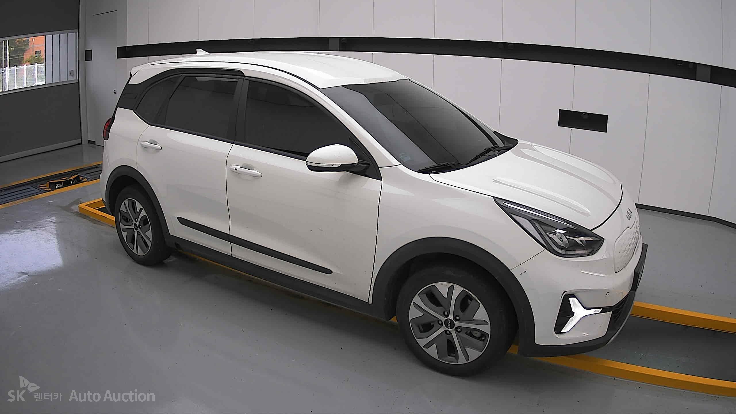 2023 - kia niro