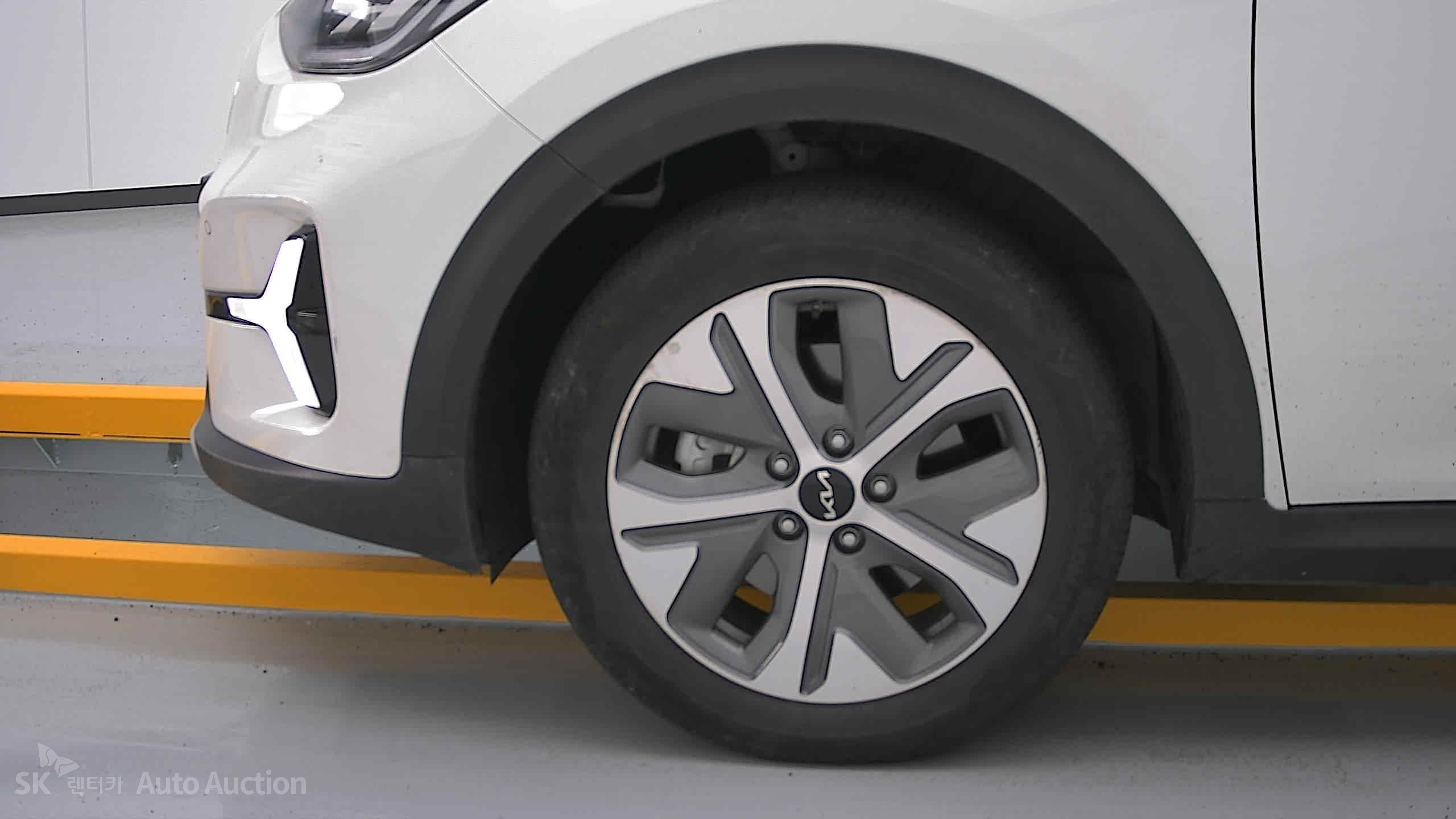 2023 - kia niro