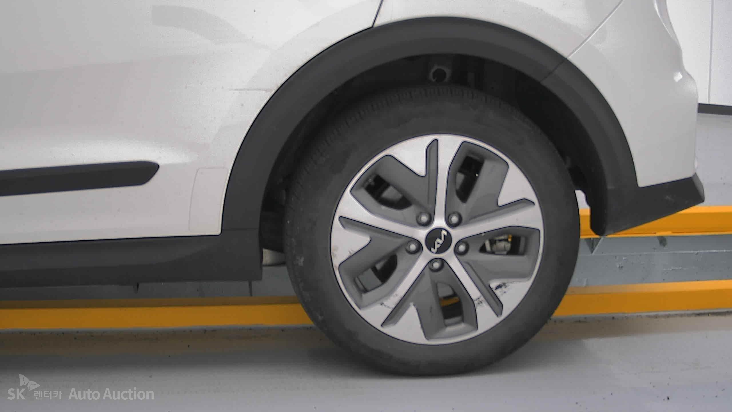 2023 - kia niro
